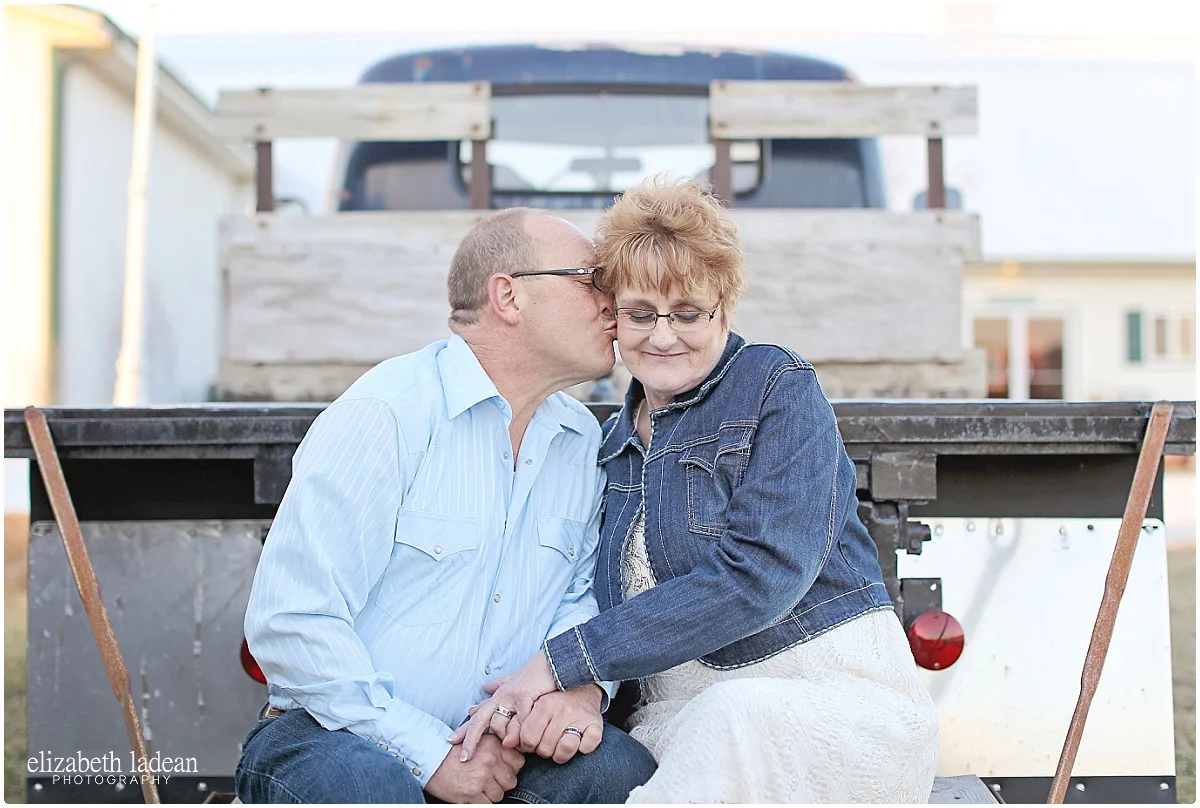 Elizabeth Ladean Photography_BerryAcresWedding_228-C+D-_4297.jpg