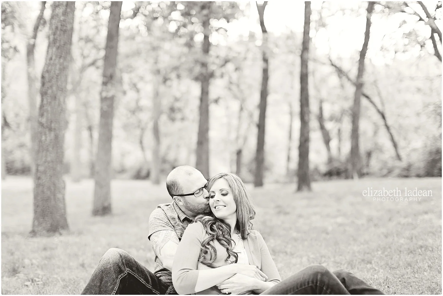 ShawneeMissionParkEngagement_ElizabethLadeanPhotography-S+T52016-_5878.jpg