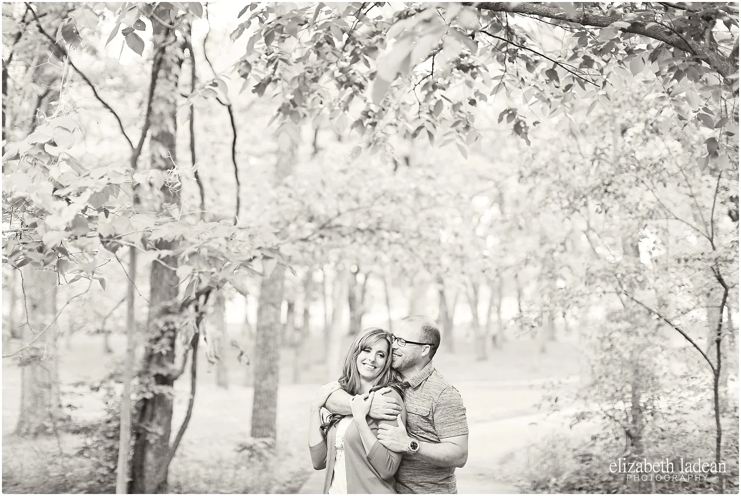 ShawneeMissionParkEngagement_ElizabethLadeanPhotography-S+T52016-_5881.jpg