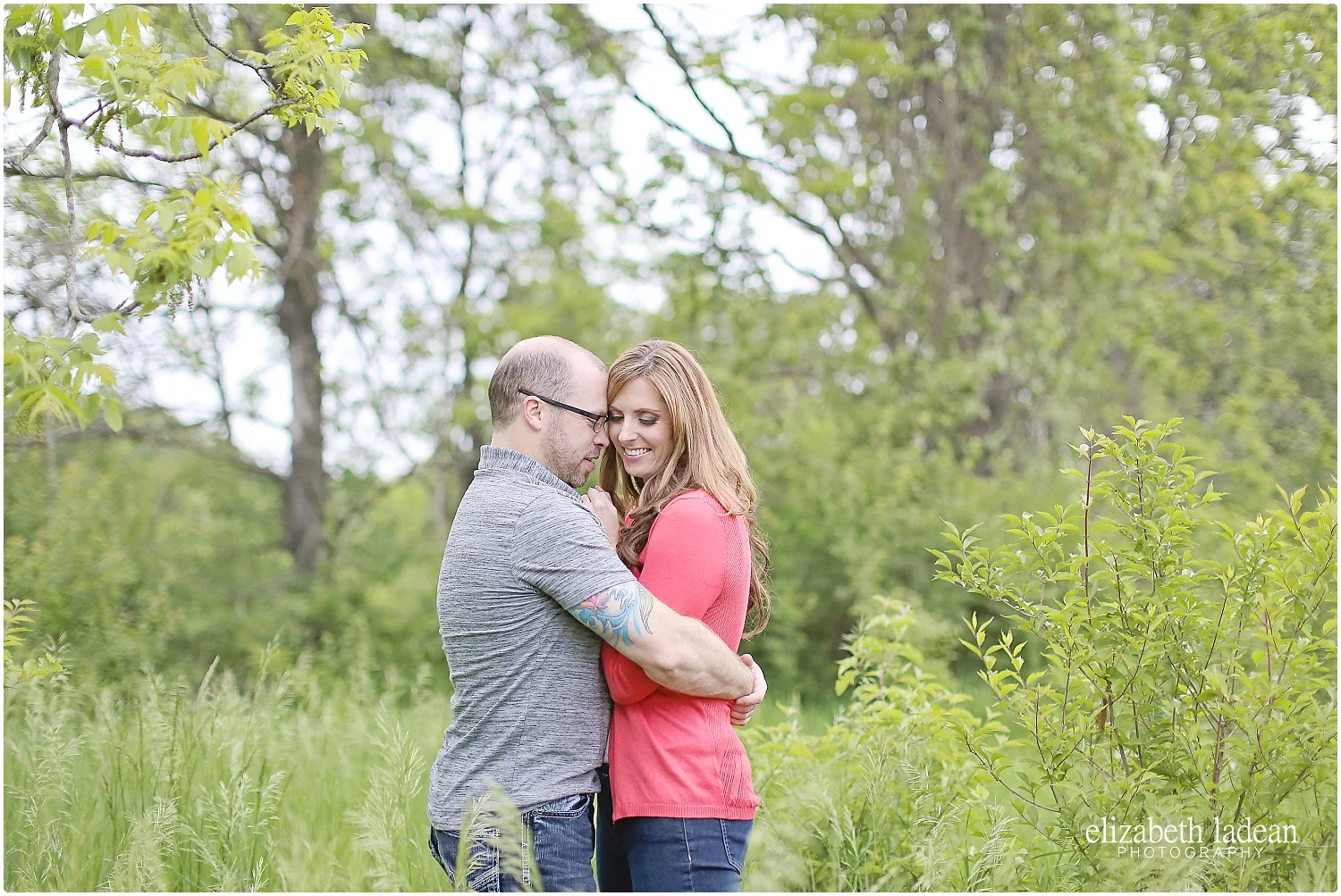 ShawneeMissionParkEngagement_ElizabethLadeanPhotography-S+T52016-_5890.jpg