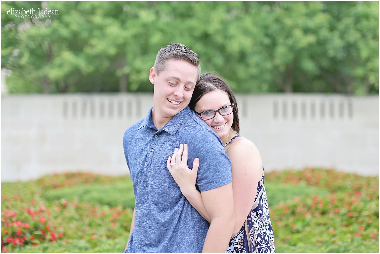 Nelson-Atkins-Engagement-Session-KC-Photographer-A+M-August-ElizabethLadeanPhotography-photo_6369.jpg