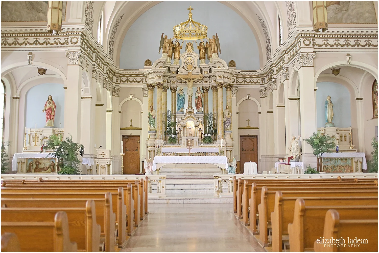 Our-Lady-Of-Sorrows-Heritage-Hall-Nelson-Atkins-KC-Weddings-Elizabeth-Ladean-Photography-A+S516-photo_6589.jpg