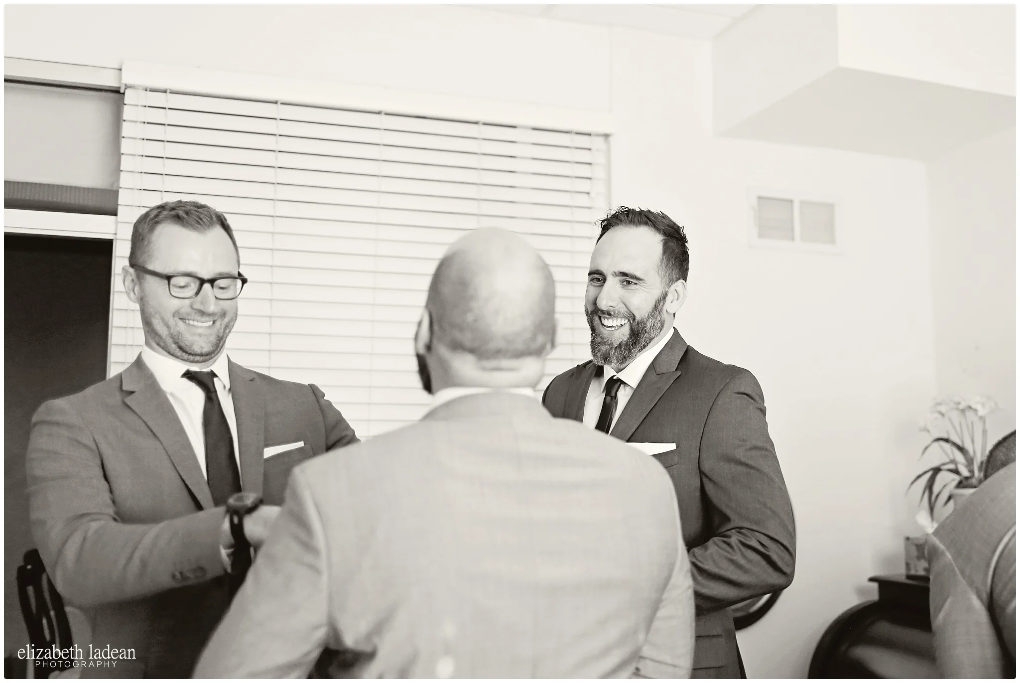 Loose-Mansion-Kansas City-Wedding-Photos-A+R2017-Elizabeth-Ladean-Photography-photo_0218.jpg