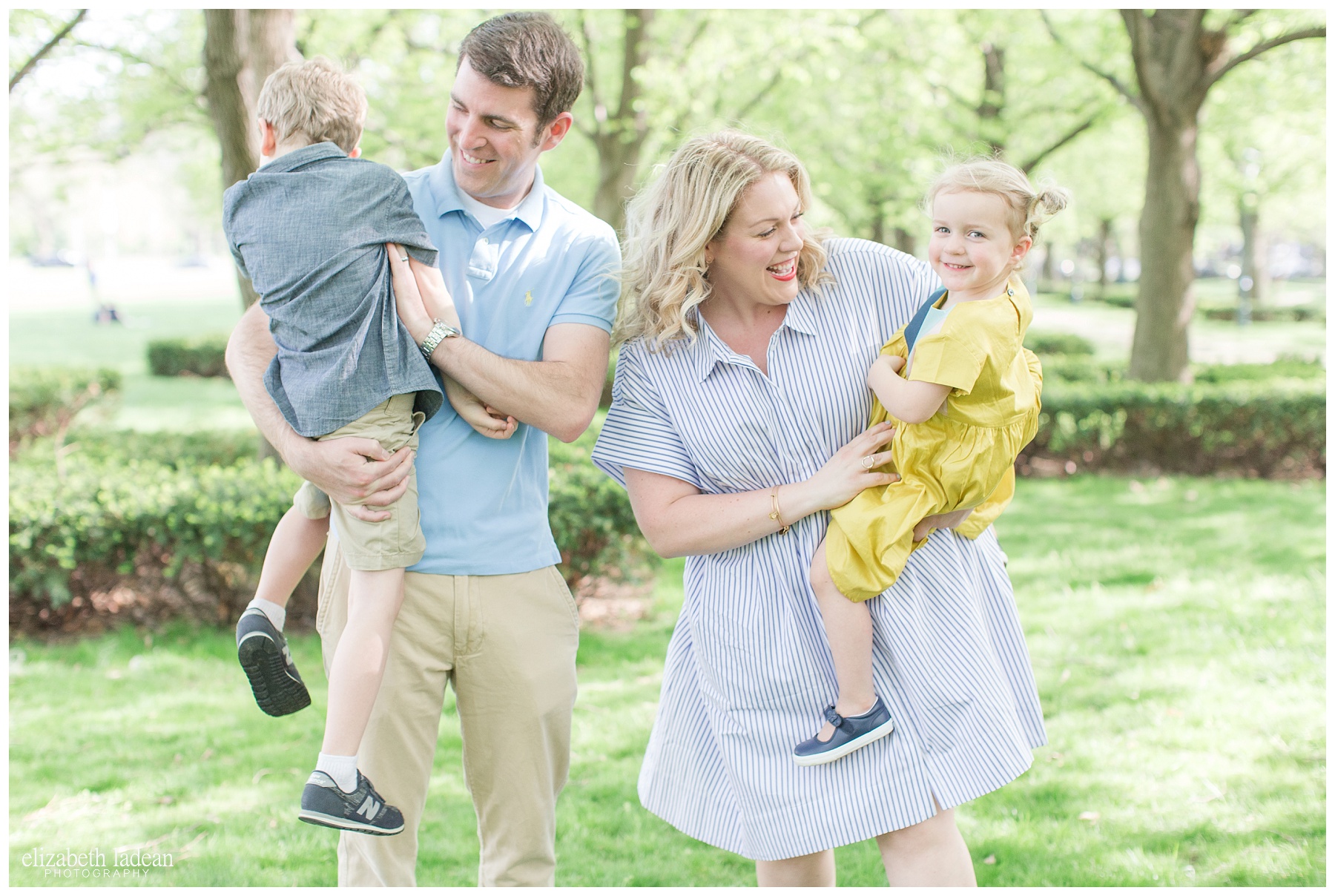 Family-Photography-Nelson-Atkins-Kansas City-D-2017-Elizabeth-Ladean-Photography-photo_0503.jpg