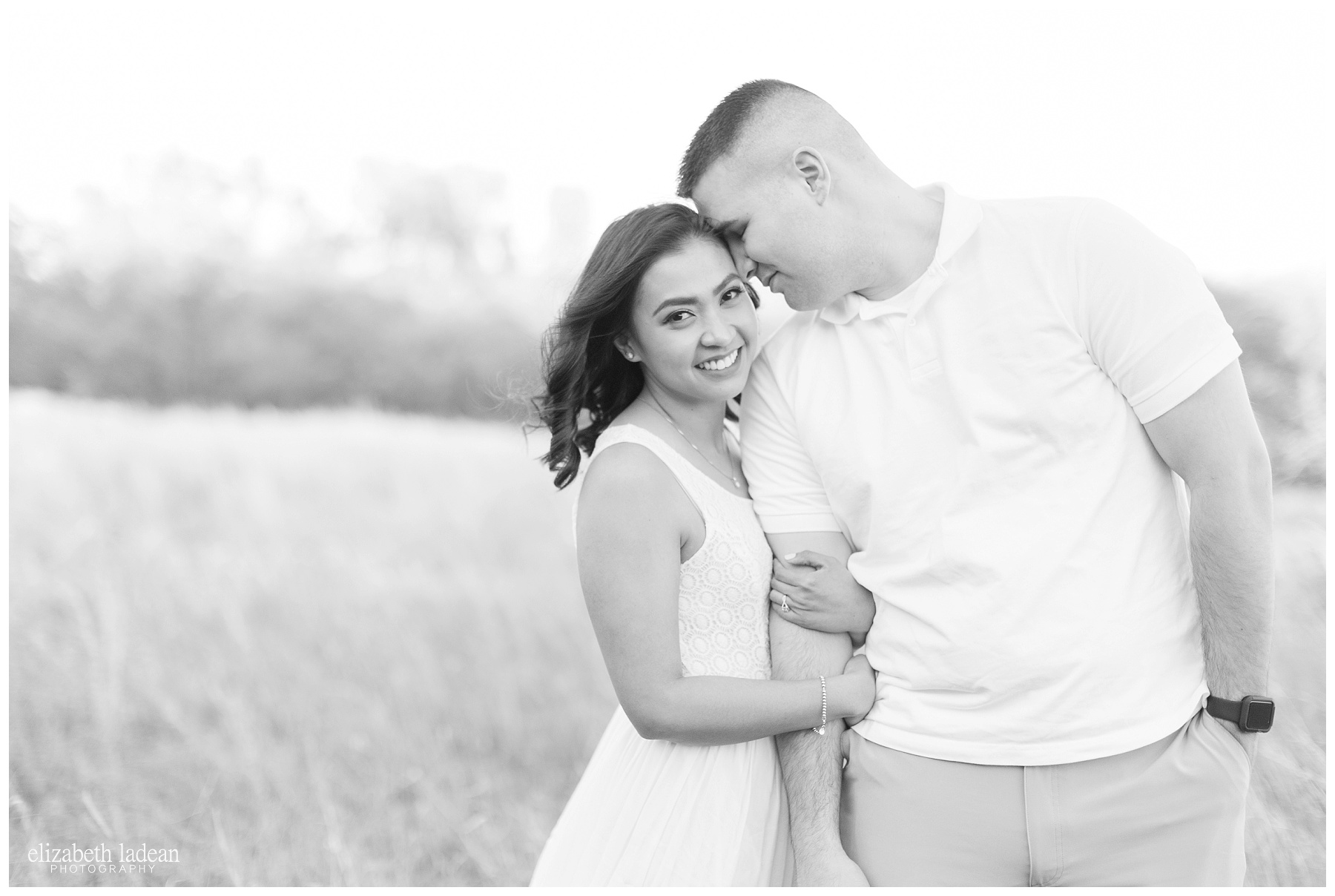 Open-Field-Engagement-Photos-KC-Photographer-L+T-2017-Elizabeth-Ladean-Photography-photo_0606.jpg