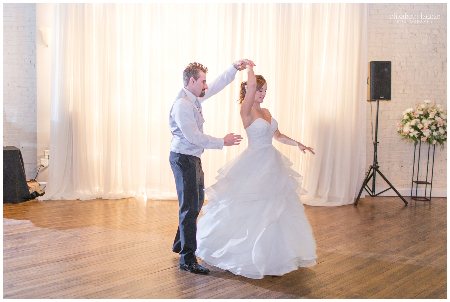 Terrace-on-Grand-Kansas-City-Wedding-Photography-C+J-0506-Elizabeth-Ladean-Photography-photo_0648.jpg