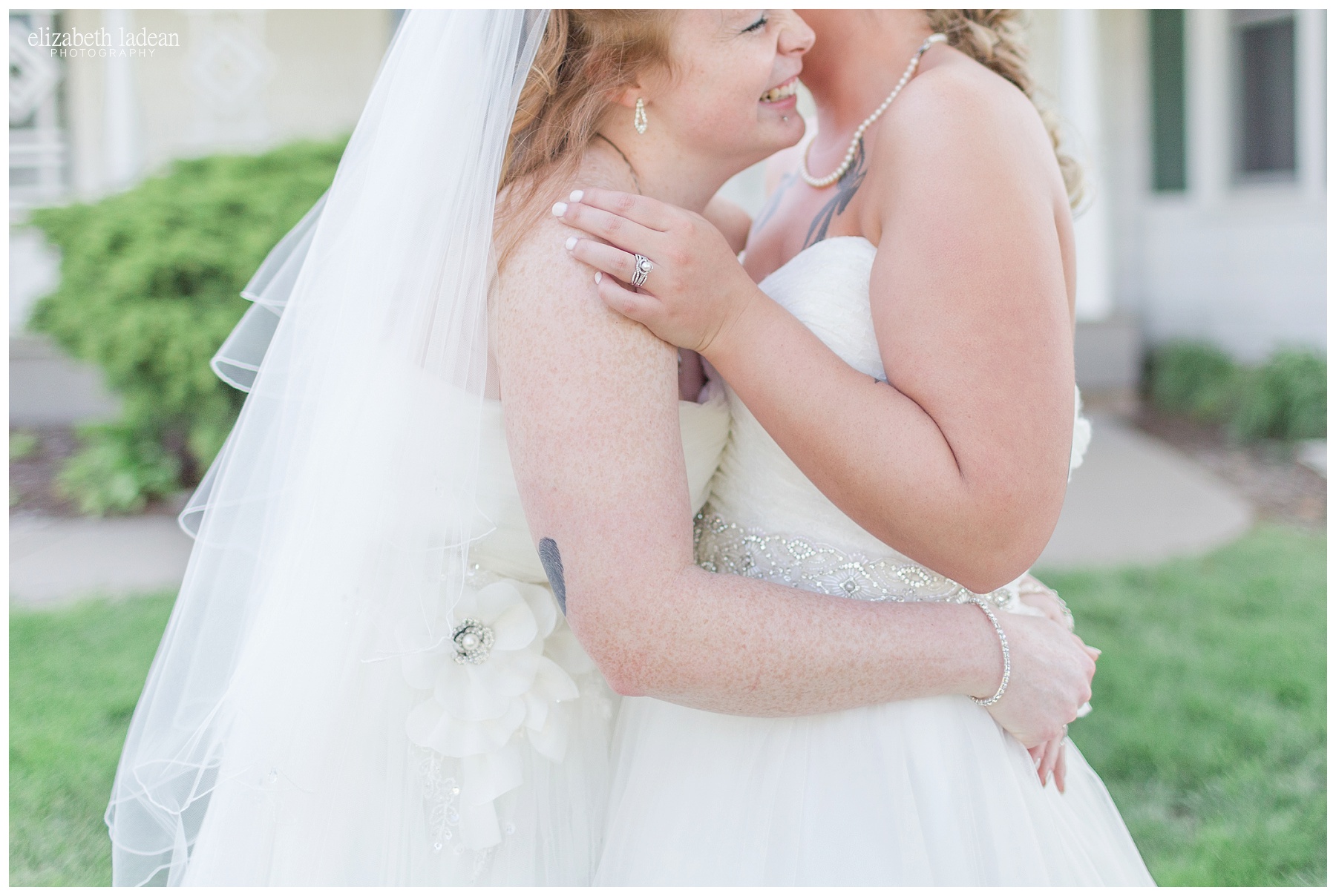 Thompson-Barn-Kansas-Wedding-Photography-R+J-0505-Elizabeth-Ladean-Photography-photo_0698.jpg