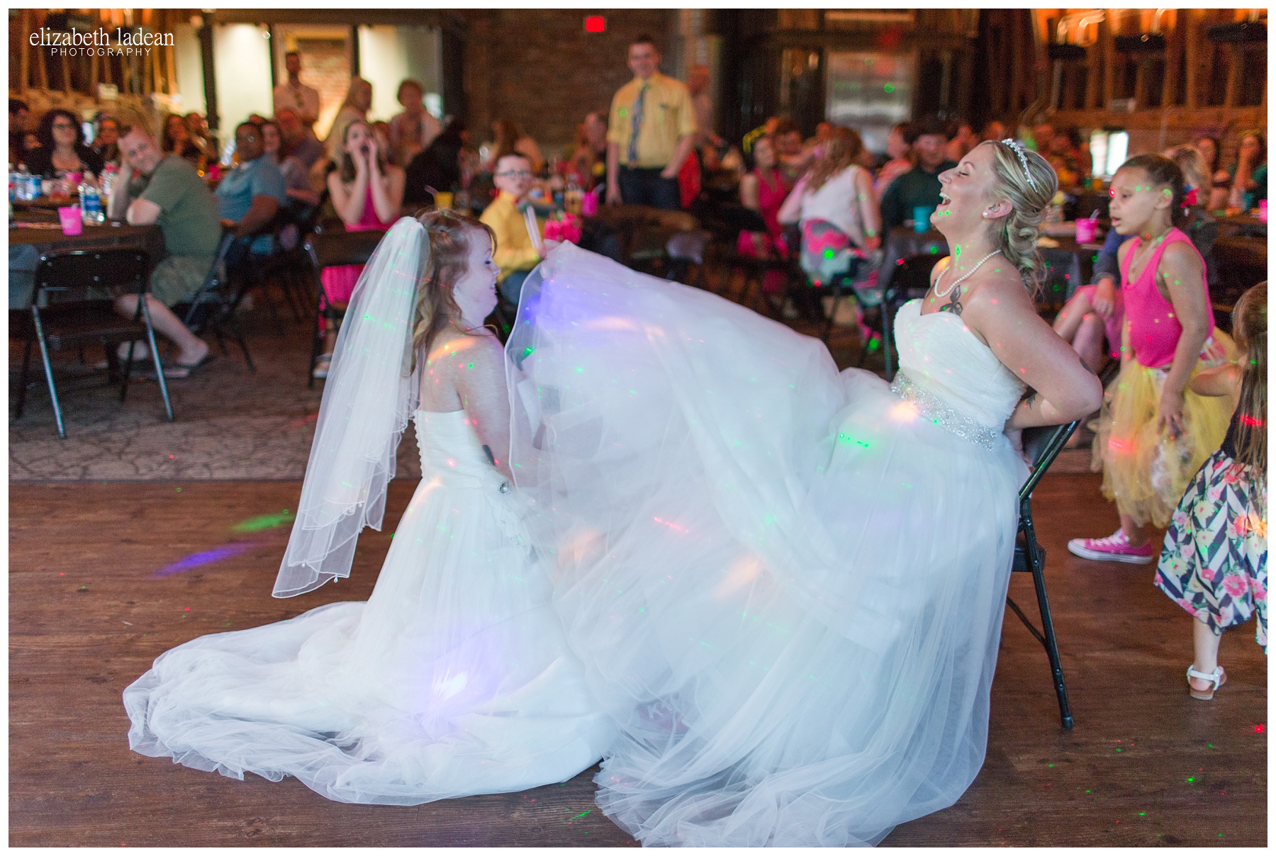 Thompson-Barn-Kansas-Wedding-Photography-R+J-0505-Elizabeth-Ladean-Photography-photo_0718.jpg