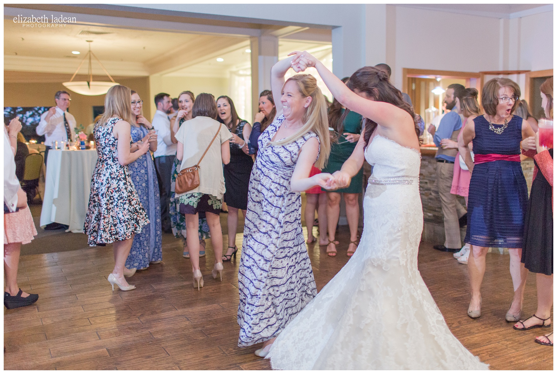 Hillcrest-Country-Club-Kansas-City-Wedding-Photography-E+J-0520-Elizabeth-Ladean-Photography-photo_0892.jpg