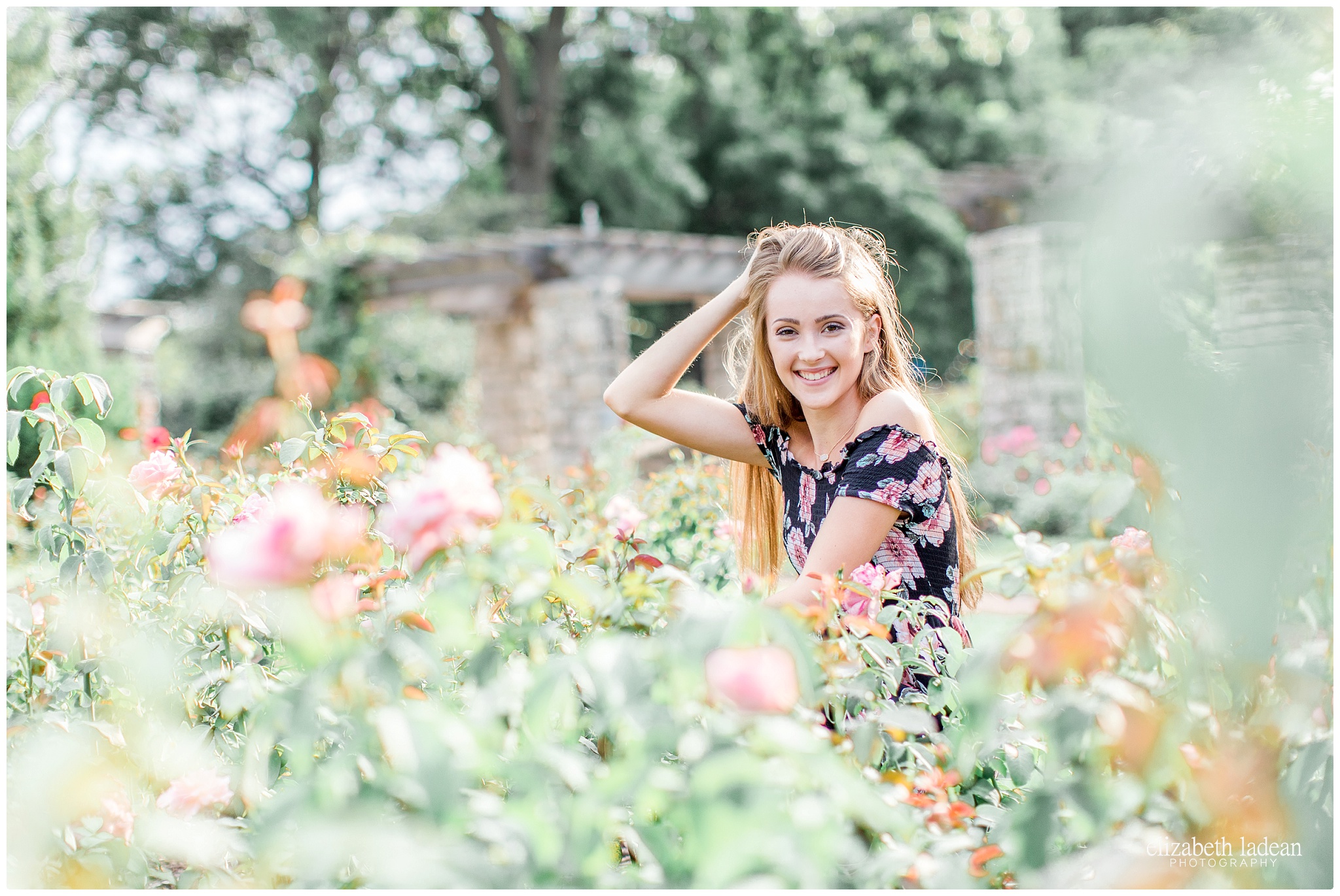 Kansas-City-High-School-Senior-Photography-Loose-Park-ER0817-Elizabeth-Ladean-Photography-photo_1943.jpg