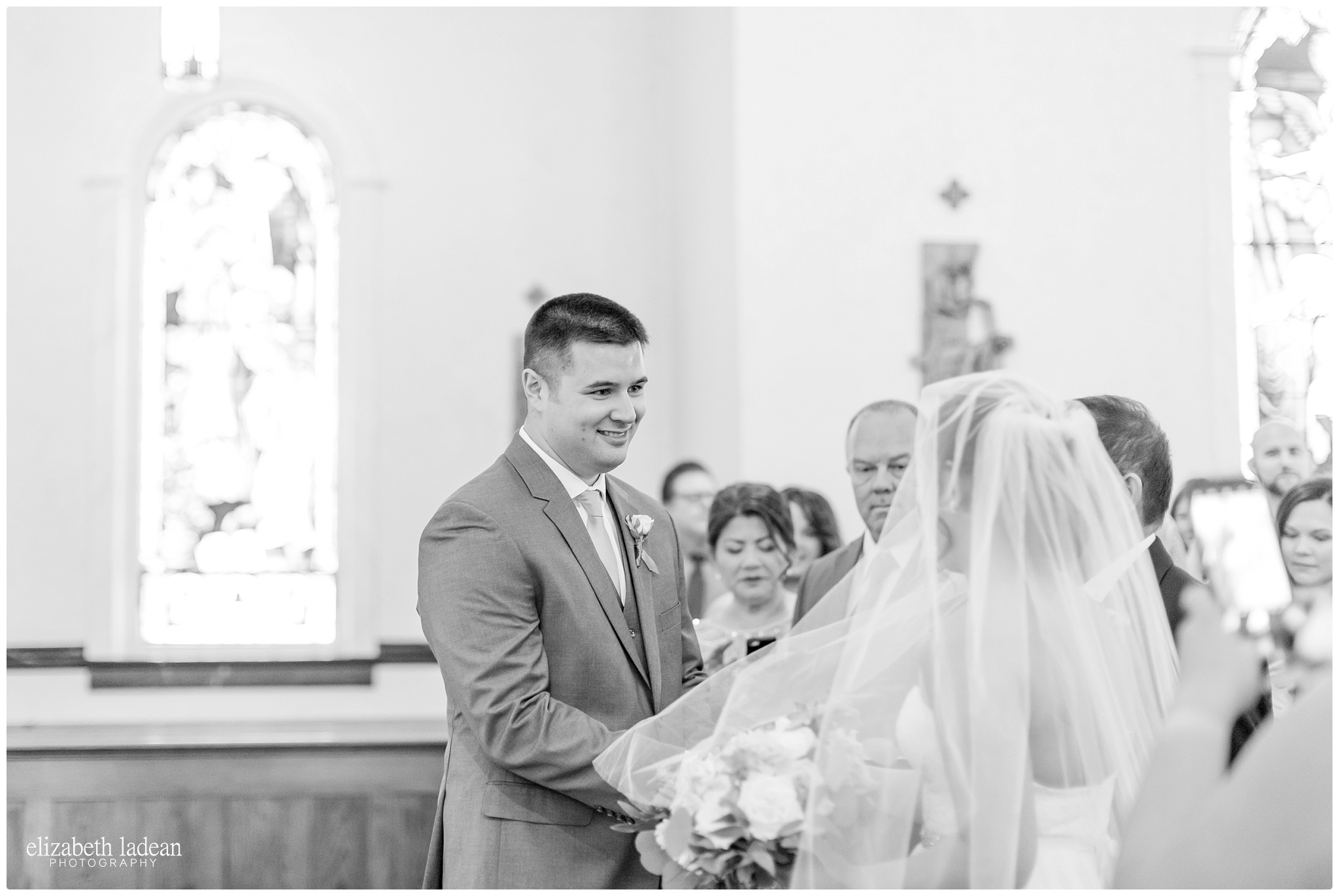 Kansas-City-Wedding-Photography-Holy-Trinity-Stone-Chapel-St-Andrews-Golf-L+T0717-Elizabeth-Ladean-Photography-photo_1989.jpg