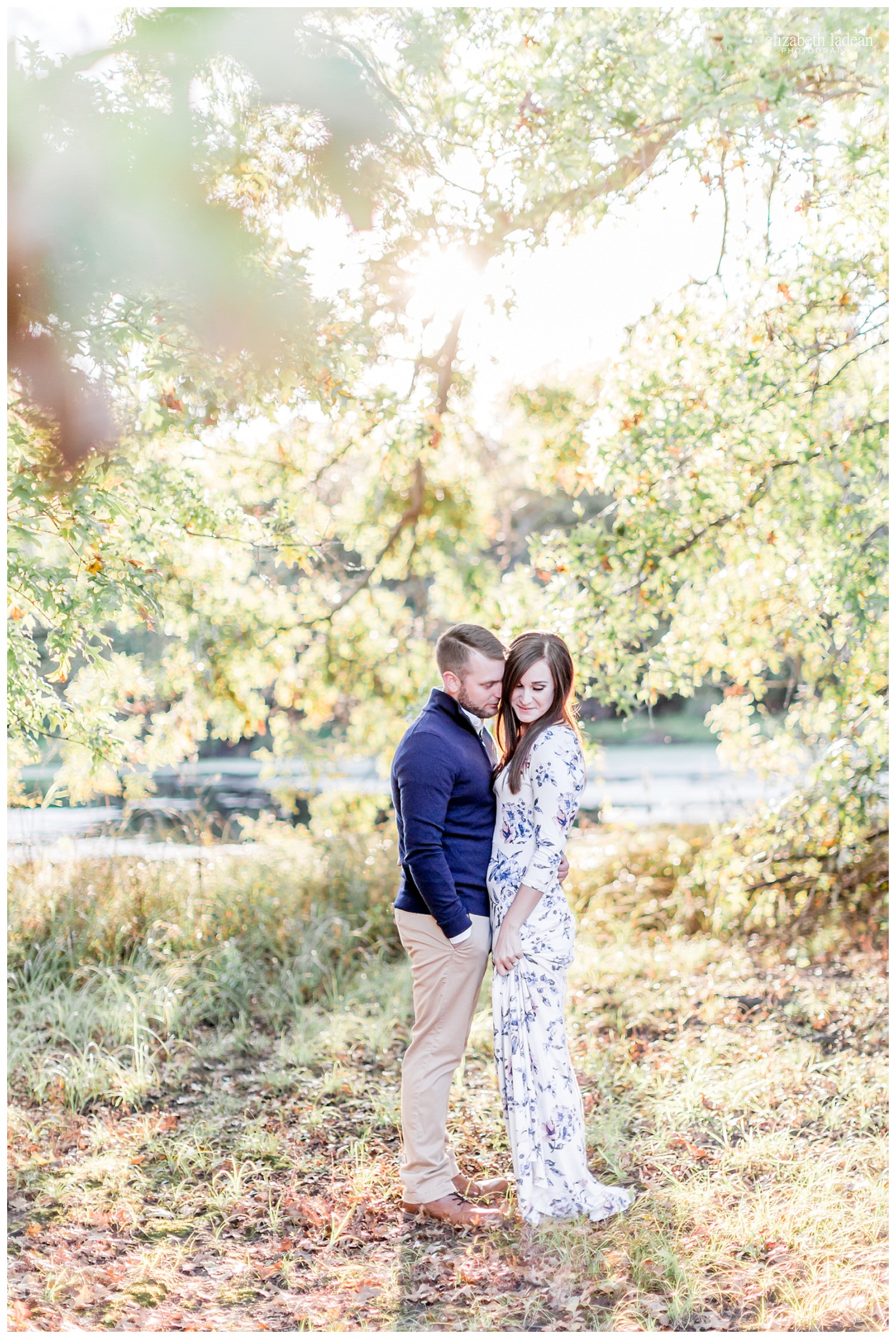 Golden-Midwest-Light-Engagement-Session-T+N-Elizabeth-Ladean-Photography-photo-_5139.jpg