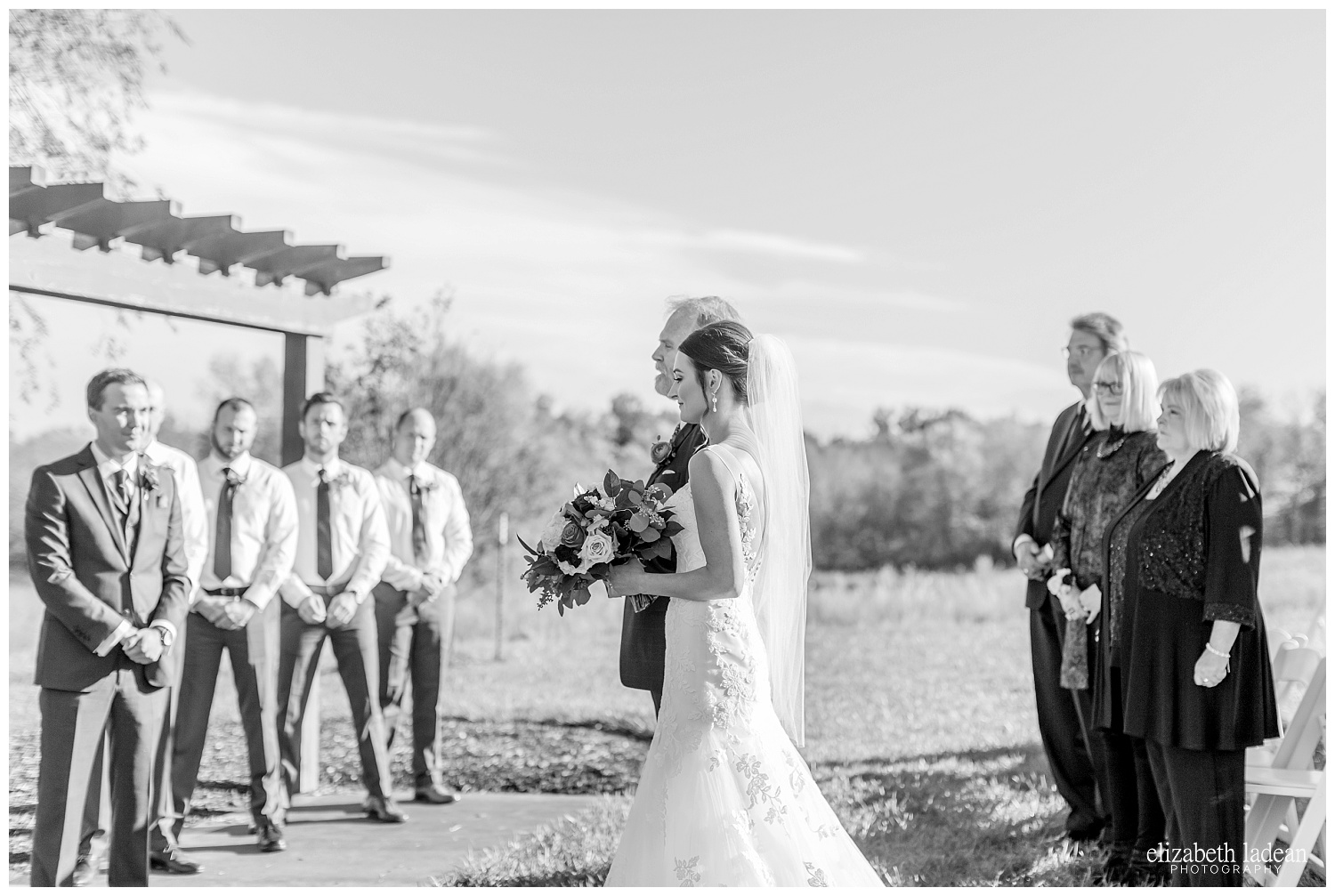 Kansas-City-KC-Wedding-Photographer-2017BestOf-Elizabeth-Ladean-Photography-photo-_6048.jpg
