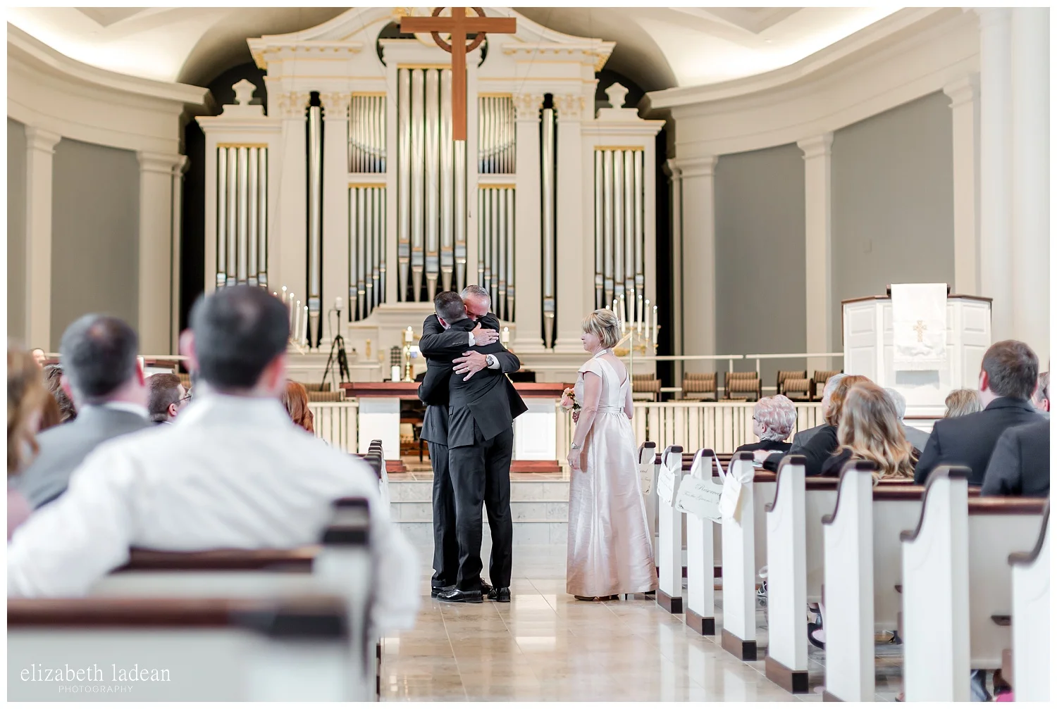 Johnson-County-Kansas-Wedding-Photographer-H+T2018-elizabeth-ladean-photography-photo-_6751.jpg