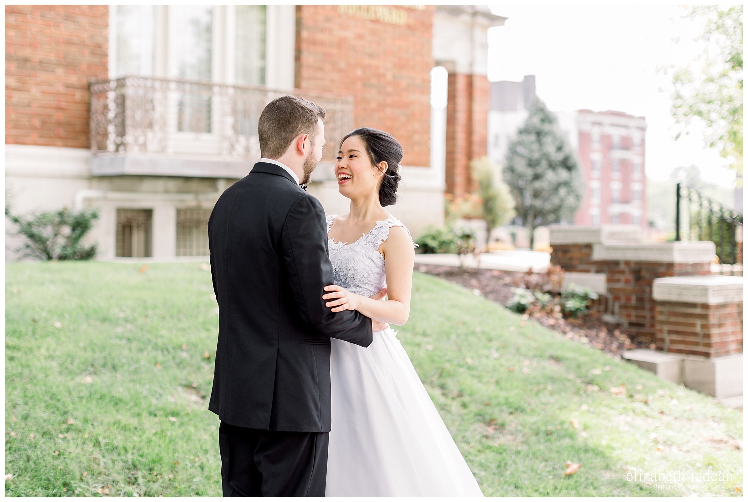 Kansas-City's-Loose-Mansion-wedding-photography-Y+A2018-elizabeth-ladean-photography-photo_0096.jpg