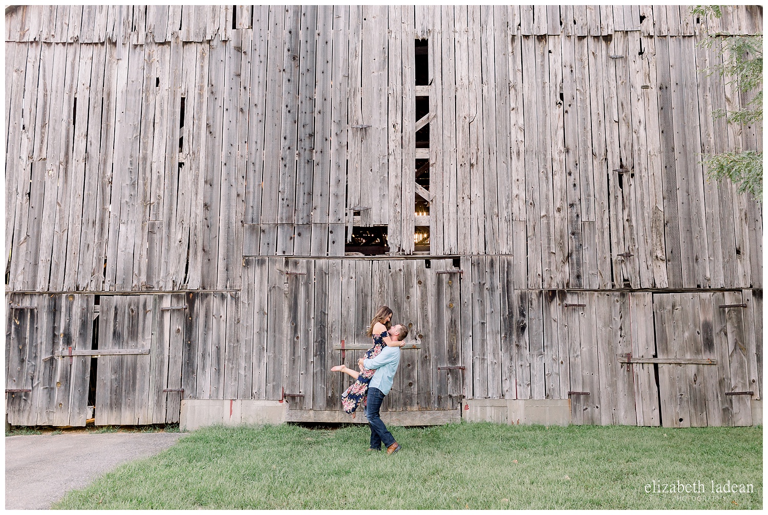 Adventurous-Couples-Photography-in-Weston-Bend-State-Park-M+R2018-elizabeth-ladean-photography-photo_0493.jpg