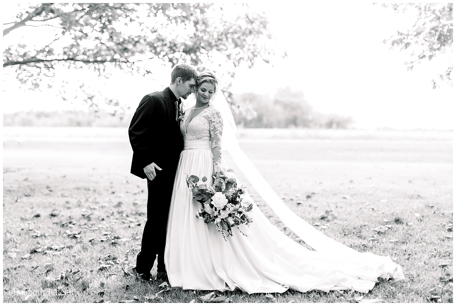 Natural-Light-Wedding-Photography-Kansas-City-S+B2018-elizabeth-ladean-photography-photo_1091.jpg