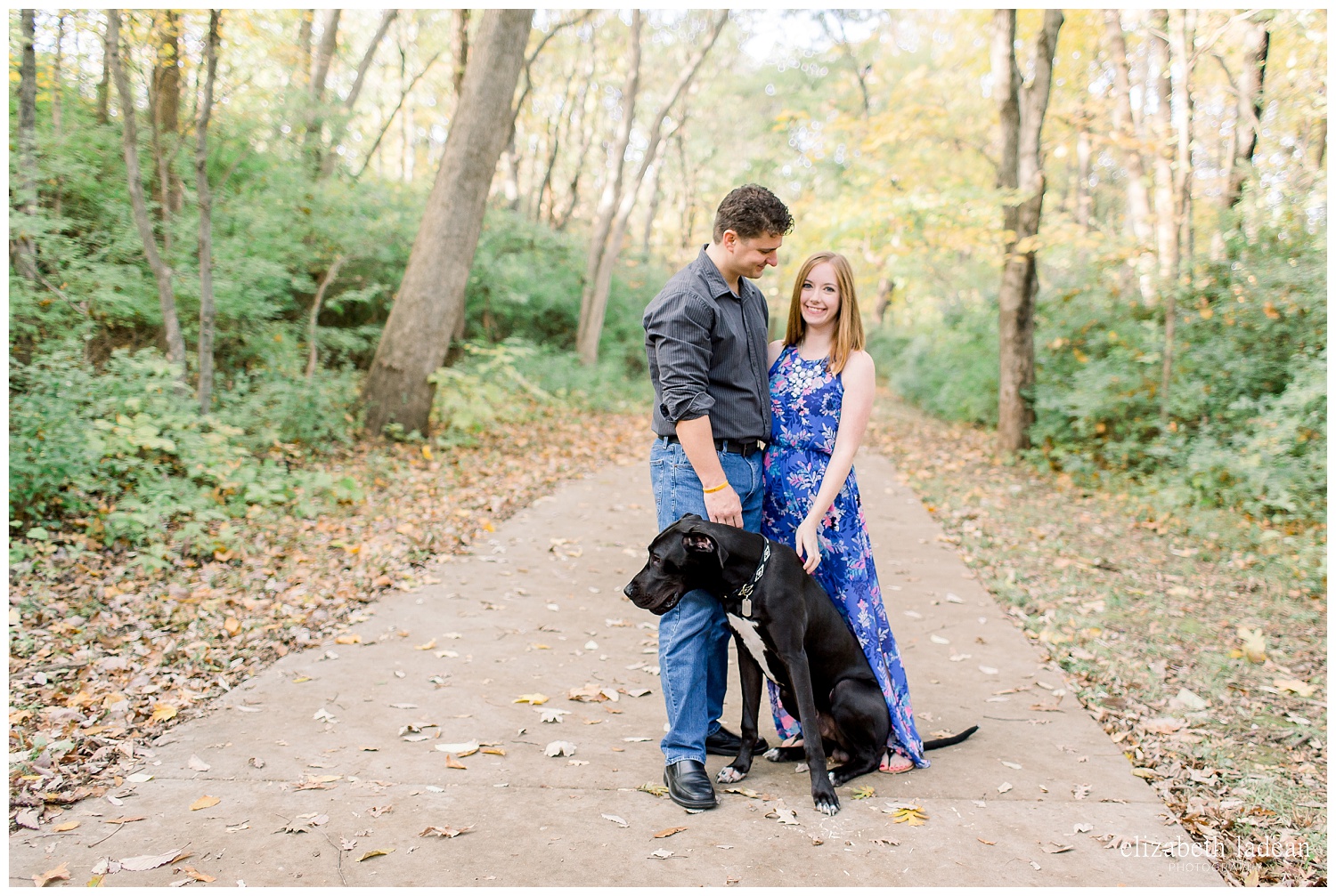 Northland-KC-Fall-Engagement-Photos-with-dog-A+B-2018-elizabeth-ladean-photography-photo_1477.jpg