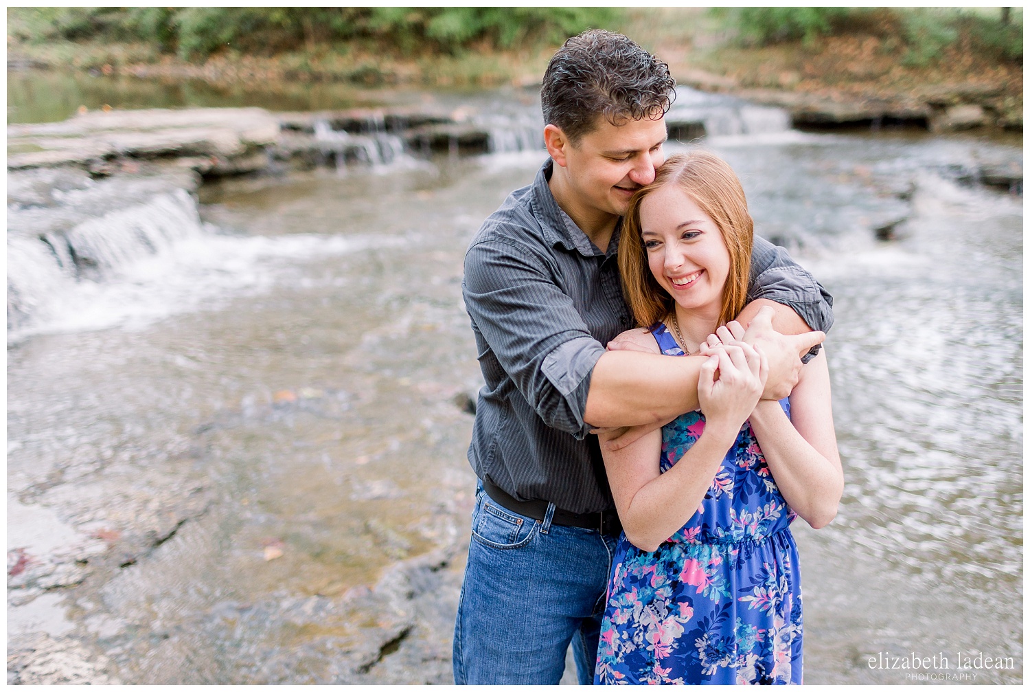 Northland-KC-Fall-Engagement-Photos-with-dog-A+B-2018-elizabeth-ladean-photography-photo_1494.jpg