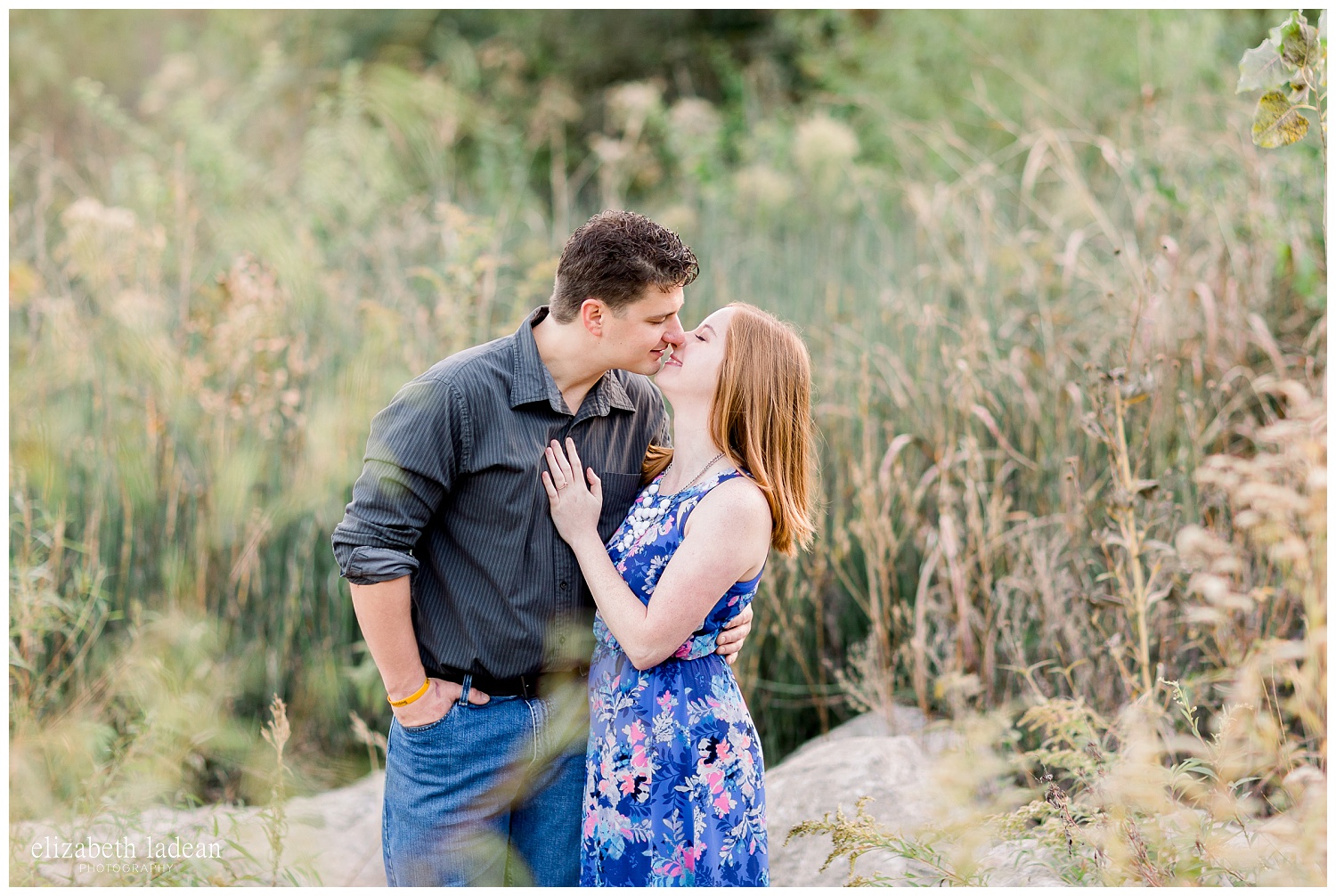 Northland-KC-Fall-Engagement-Photos-with-dog-A+B-2018-elizabeth-ladean-photography-photo_1502.jpg