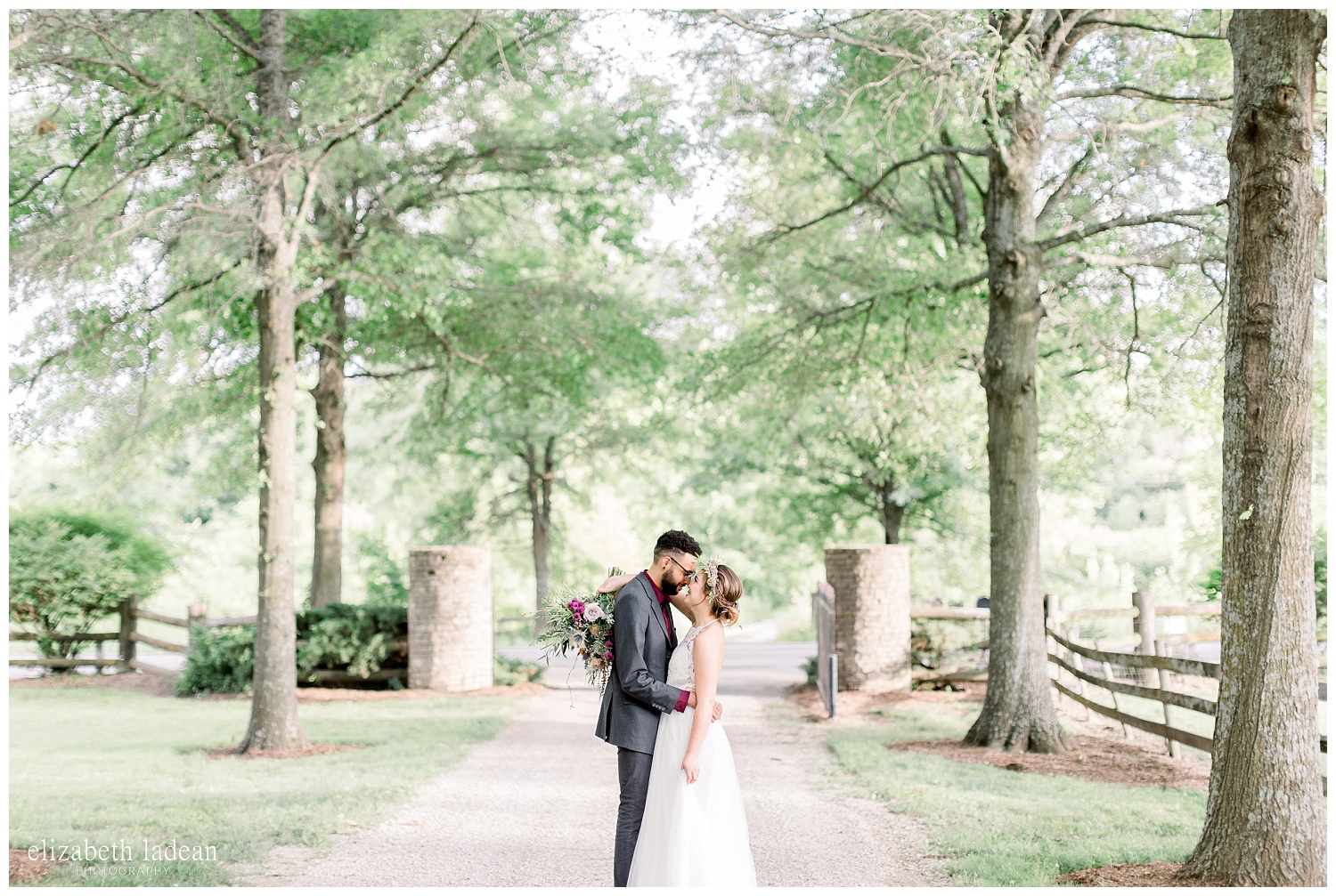 wedding photos at the barn at riverbend