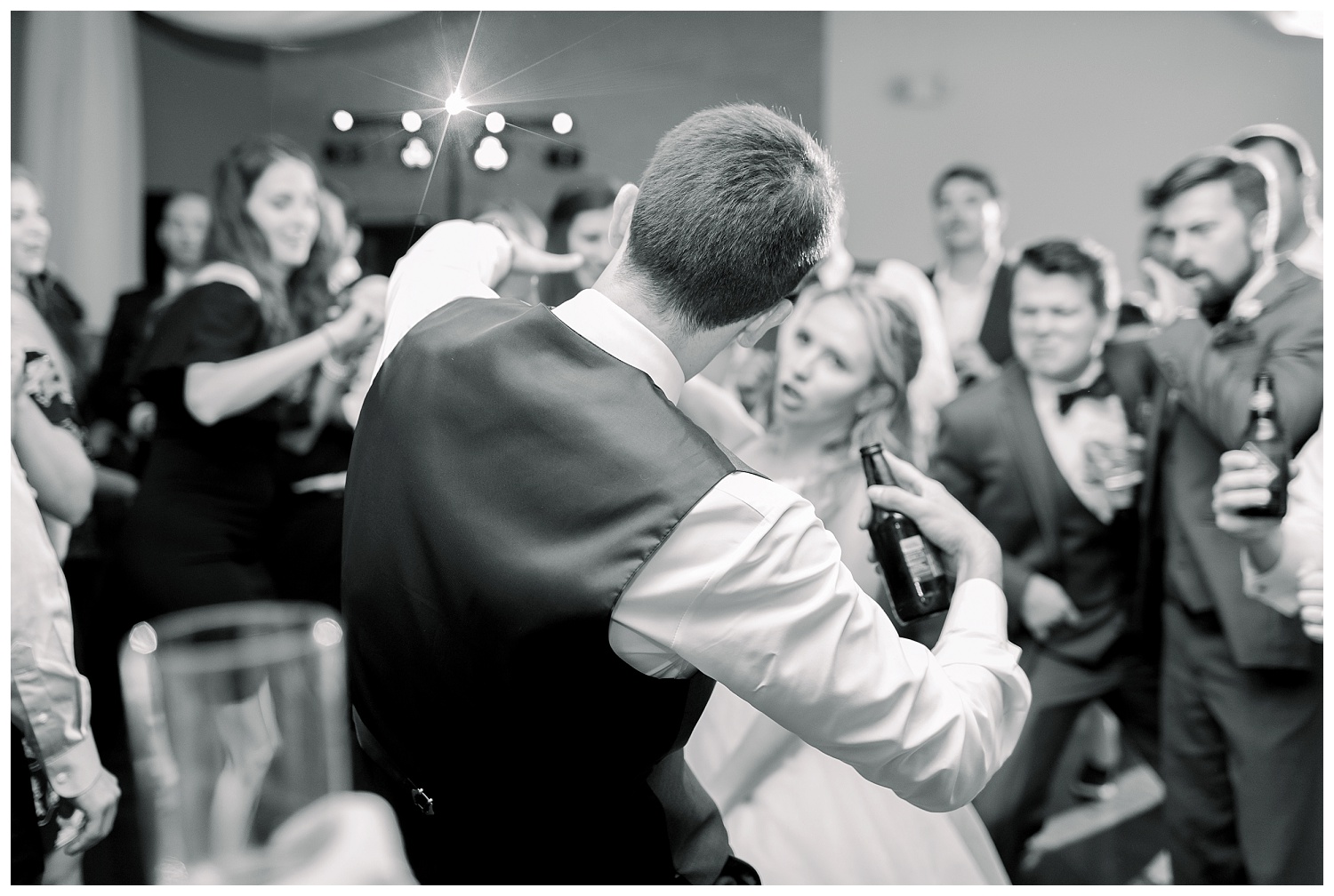 KC-Wedding-Photographer-Venue-Leawood-B+A-0803-Elizabeth-Ladean-Photography_photo_9265.jpg