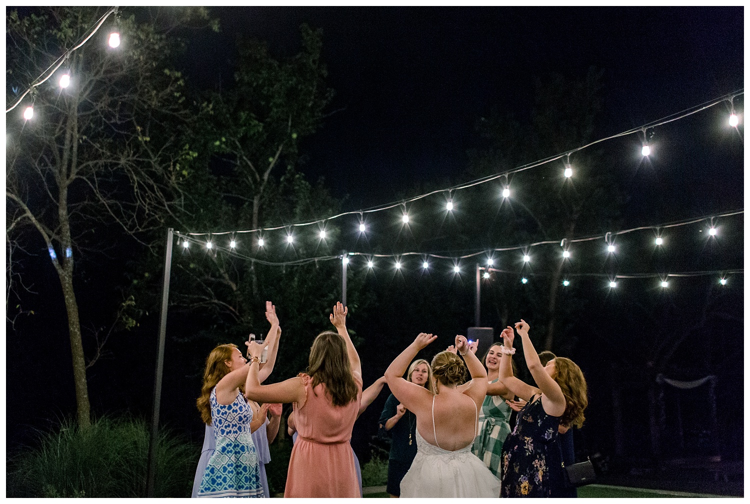 The-Bowery-Outdoor-Wedding-Kansas-A+D-0831-Elizabeth-Ladean-Photography_photo-_0028.jpg