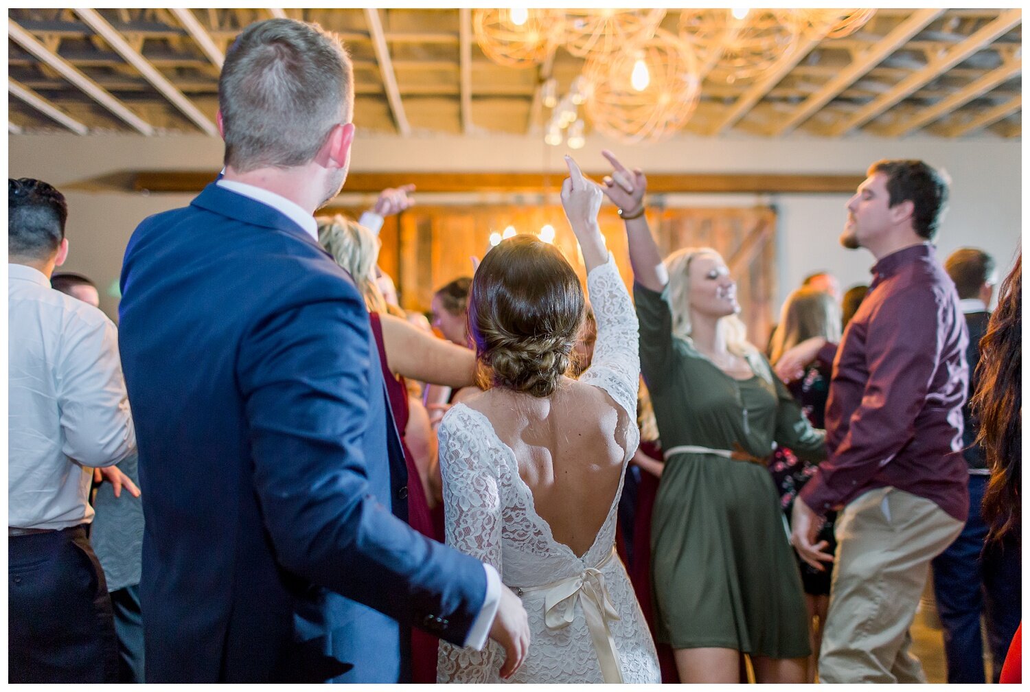 The-Fields-at-1890-Wedding-Photography-KC-Wedding-Photographer-Elizabeth-Ladean-M-R-10.19.19-photo-_2683.jpg