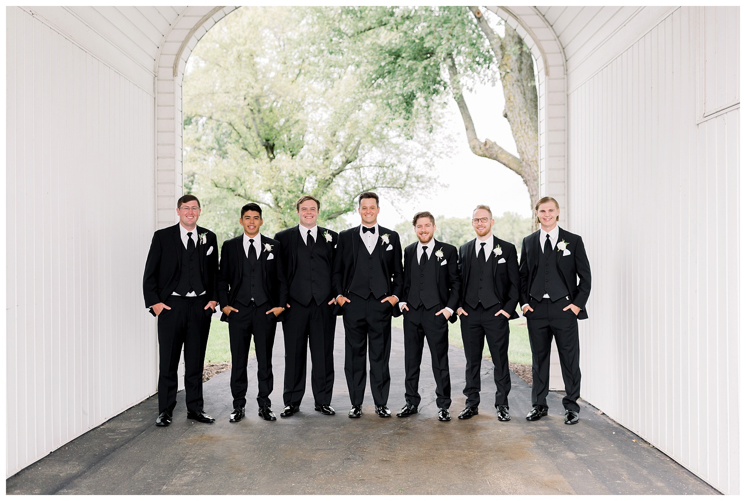 Lone-Summit-Ranch-Wedding-Photos-L-and-J-10.05.19-Elizabeth-Ladean-photo-_2380.jpg