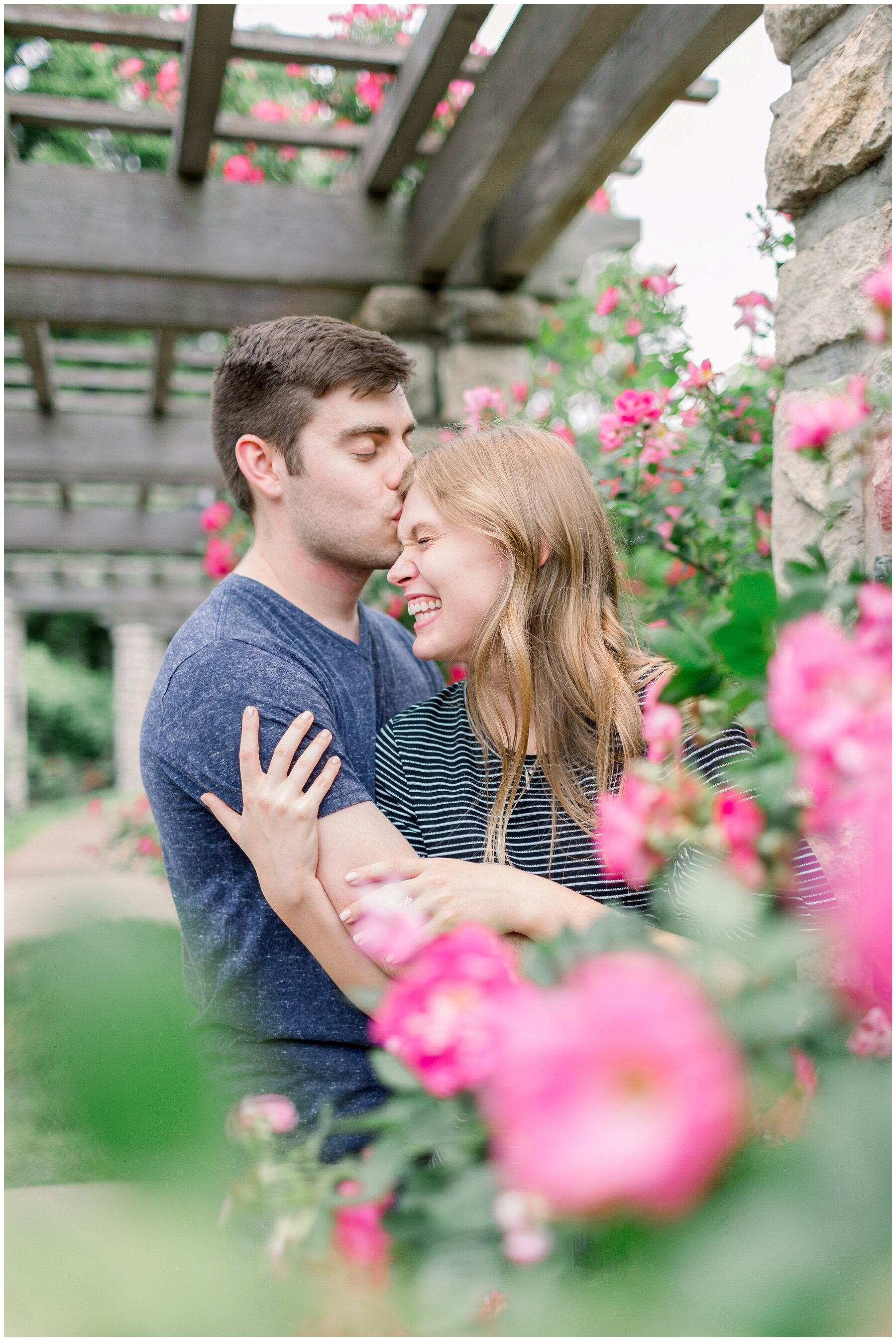 Loose-Park-KC-engagement-photography-Elizabeth-Ladean-photo-_1444.jpg