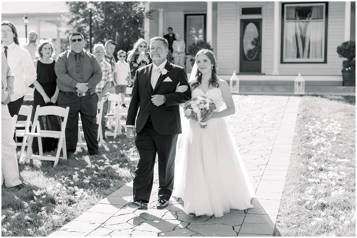 Kansas-City-Engagement-and-Wedding-Photographer-Elizabeth-Ladean-photo-_0269.jpg