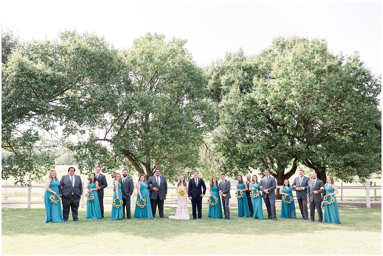 Kansas-City-Engagement-and-Wedding-Photographer-Elizabeth-Ladean-photo-_0279.jpg