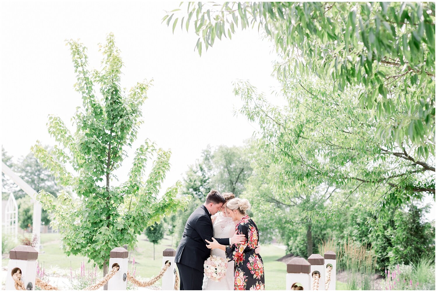 Kansas-City-Engagement-and-Wedding-Photographer-Elizabeth-Ladean-photo-_0295.jpg