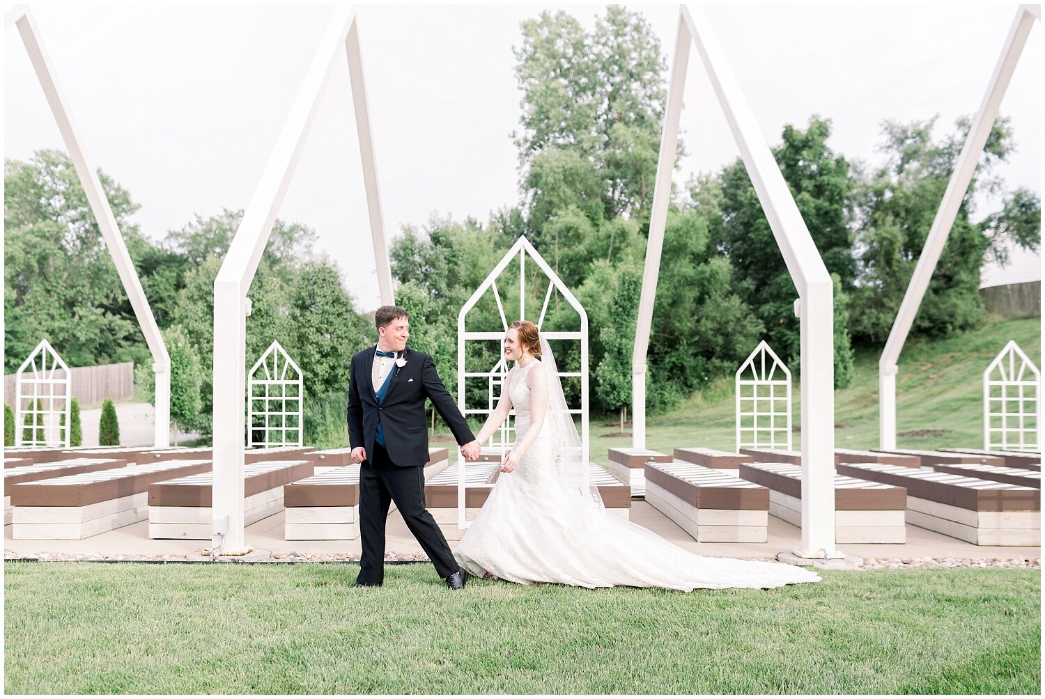 Kansas-City-Engagement-and-Wedding-Photographer-Elizabeth-Ladean-photo-_0301.jpg