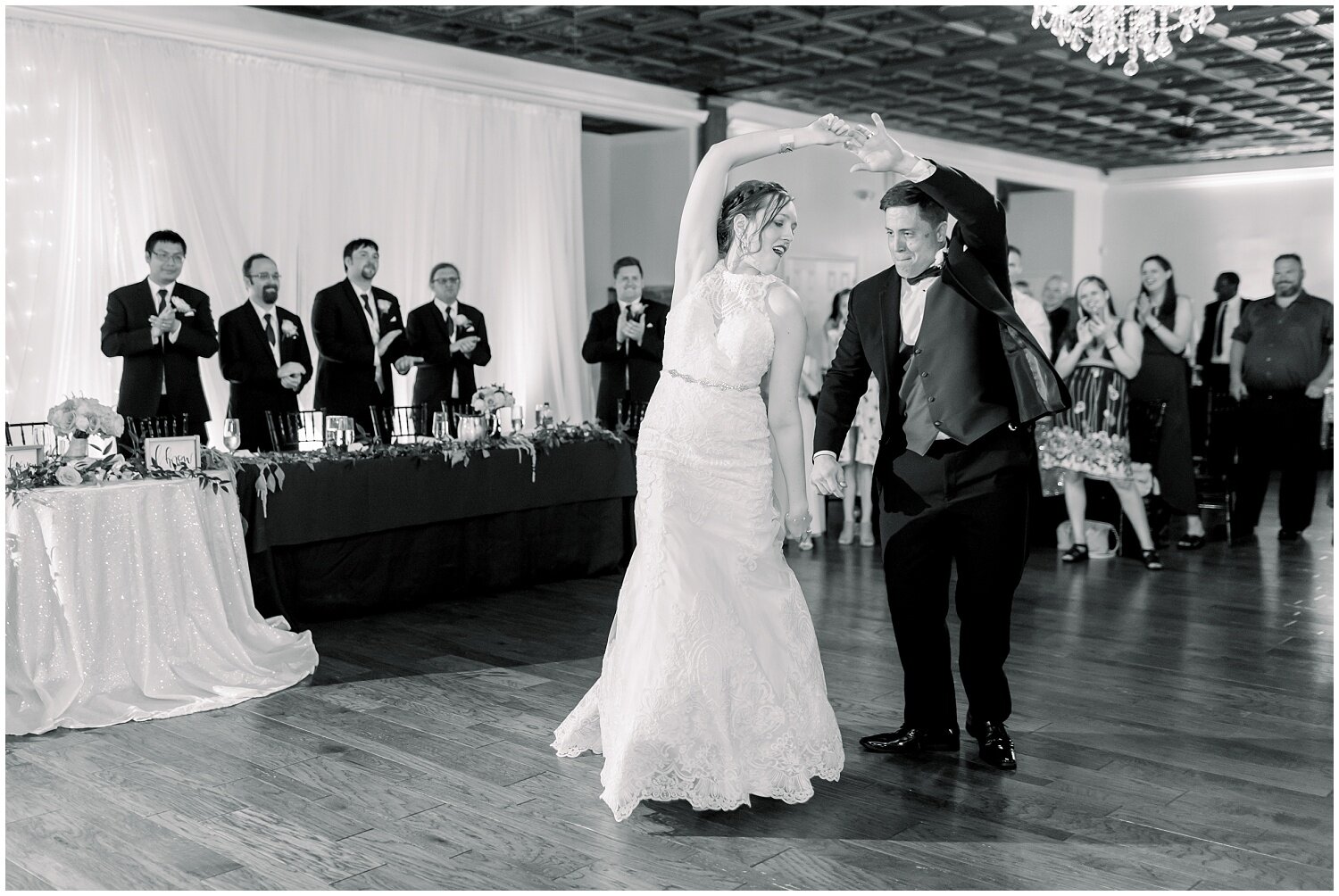 Kansas-City-Engagement-and-Wedding-Photographer-Elizabeth-Ladean-photo-_0304.jpg