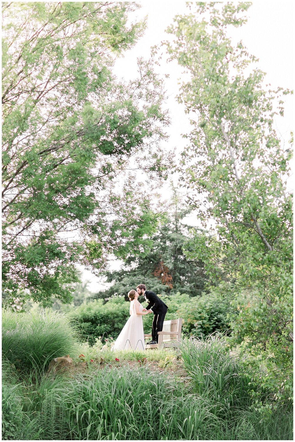 Kansas-City-Engagement-and-Wedding-Photographer-Elizabeth-Ladean-photo-_0292.jpg