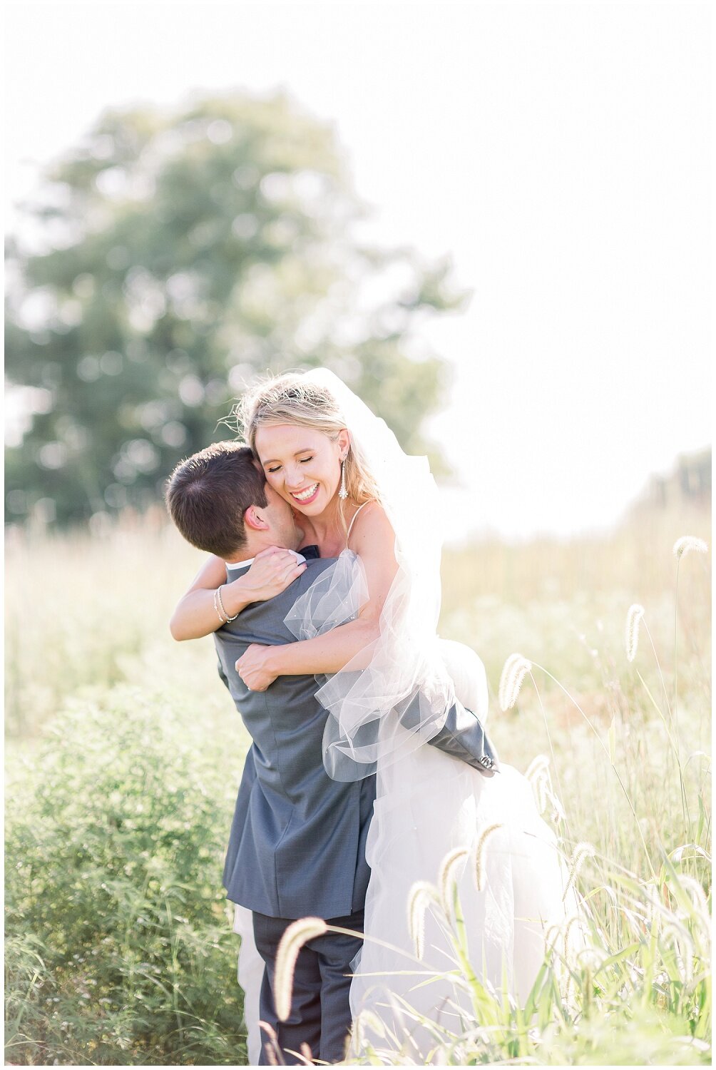 Kansas-City-Engagement-and-Wedding-Photographer-Elizabeth-Ladean-photo-_0354.jpg