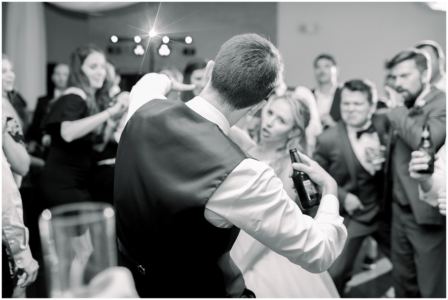 Kansas-City-Engagement-and-Wedding-Photographer-Elizabeth-Ladean-photo-_0359.jpg