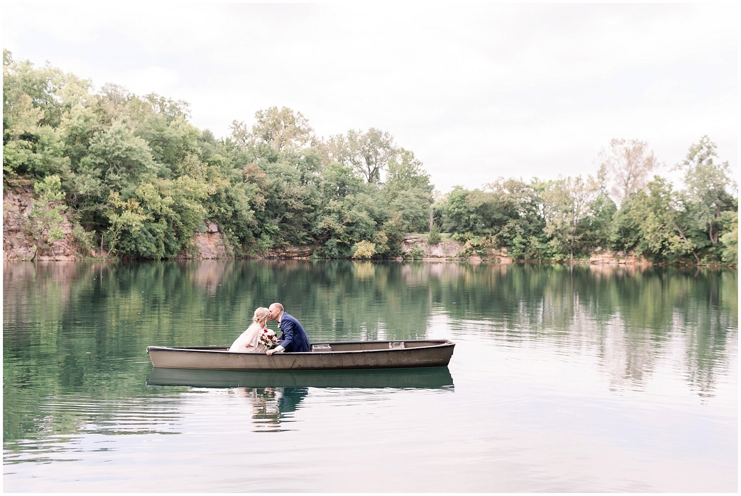 Kansas-City-Engagement-and-Wedding-Photographer-Elizabeth-Ladean-photo-_0417.jpg