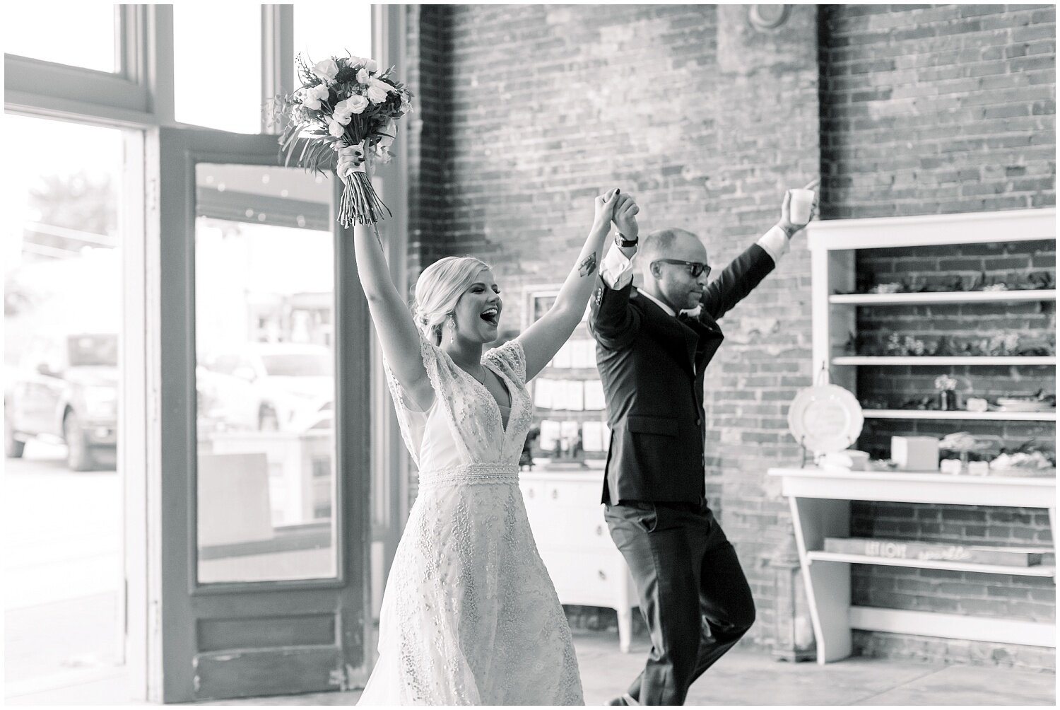 Kansas-City-Engagement-and-Wedding-Photographer-Elizabeth-Ladean-photo-_0433.jpg