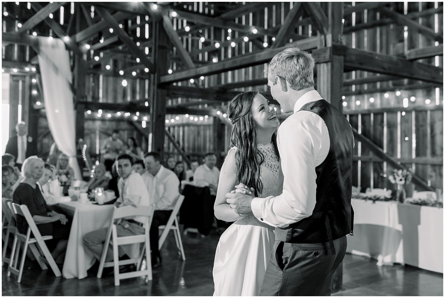 Kansas-City-Engagement-and-Wedding-Photographer-Elizabeth-Ladean-photo-_0454.jpg