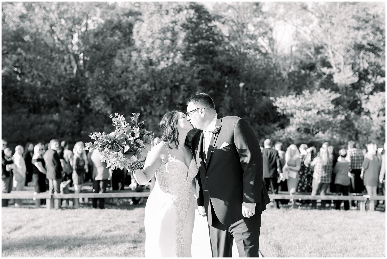 Kansas-City-Engagement-and-Wedding-Photographer-Elizabeth-Ladean-photo-_0558.jpg