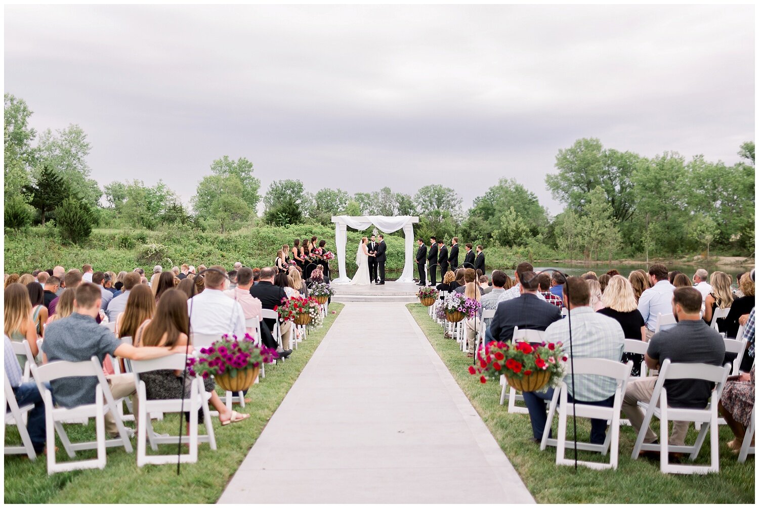 Sycamore-Tree-Wedding-Photography-Midwest-Photographer-G+C-05.2020-Elizabeth-Ladean-Photography-photo-_3374.jpg