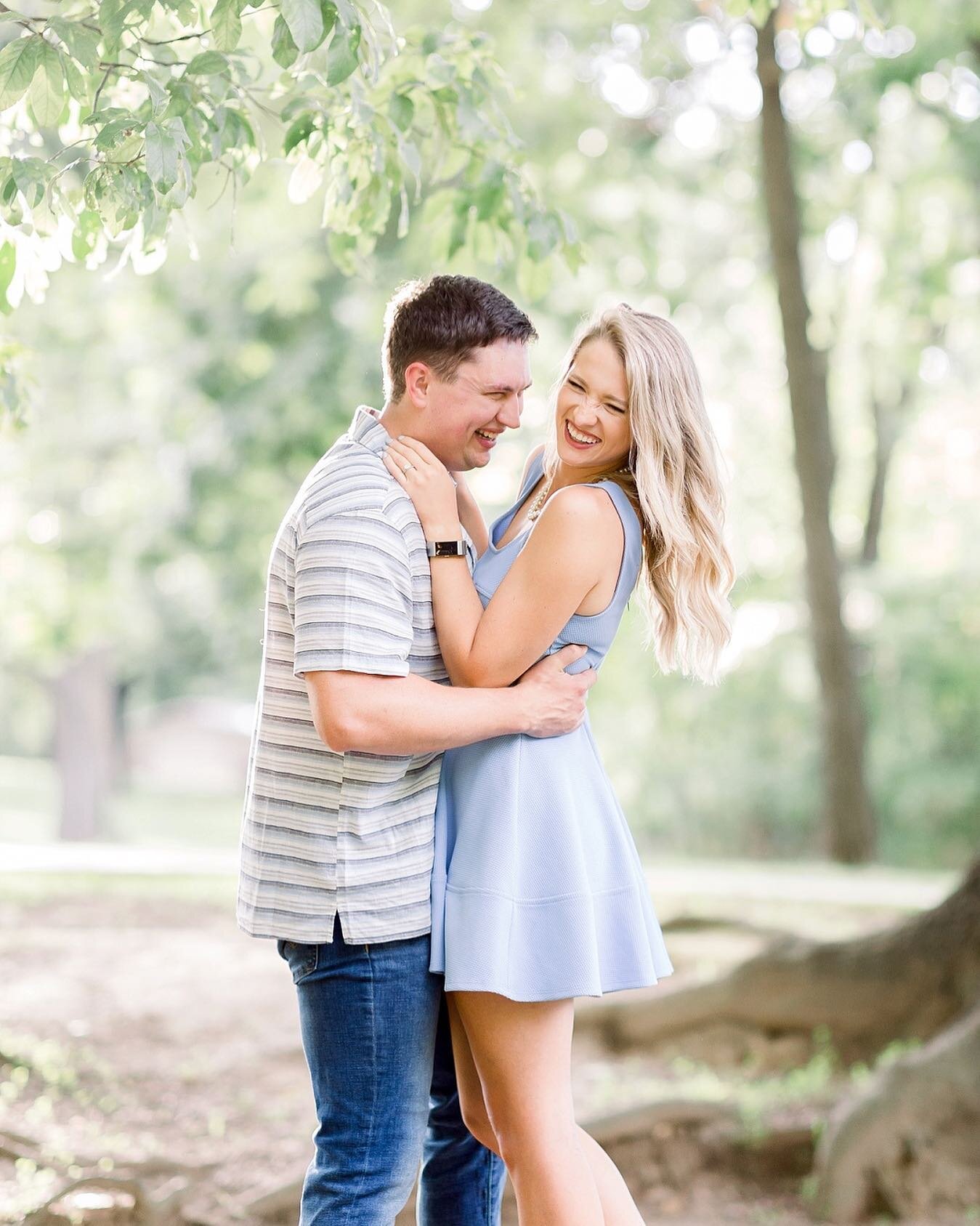 Just here to let ya know that Kaylie + Cameron&rsquo;s engagement session just hit the blog, and to also clue you in to the fact that thisssss is one of my favorite types of light to shoot in 😍 like, we&rsquo;re talking this is the light that if I s