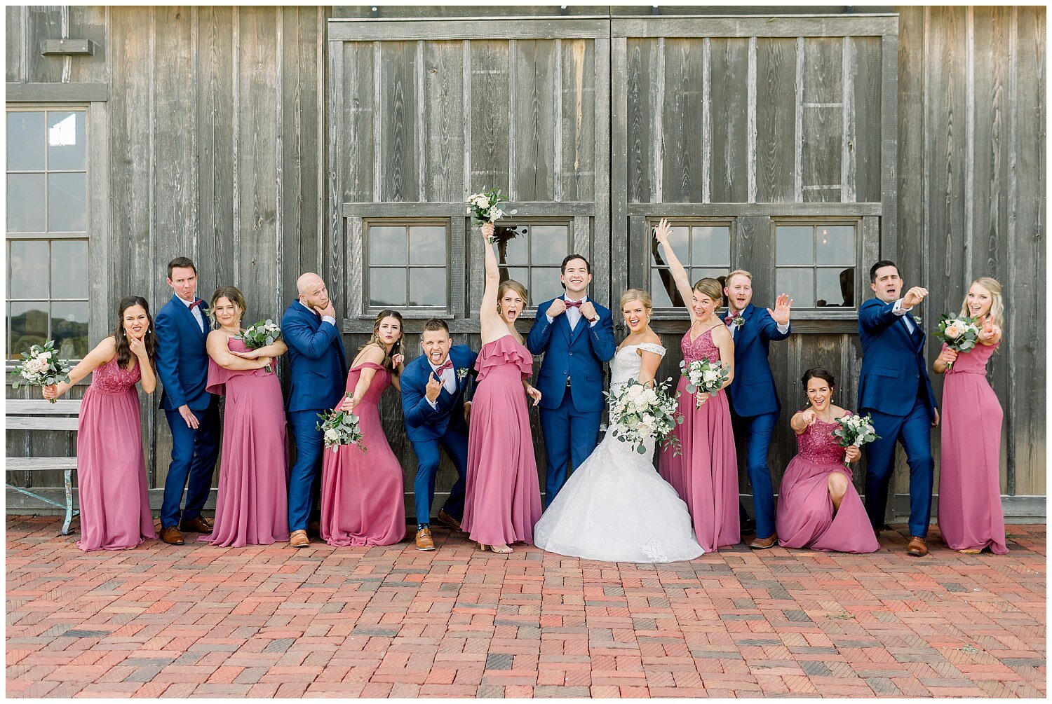 Pink-and-Navy-Wedding-at-Timber-Barn-Weston-Missouri-AandD-09.05.20-Elizabeth-Ladean-Photography-photo-_6179.jpg