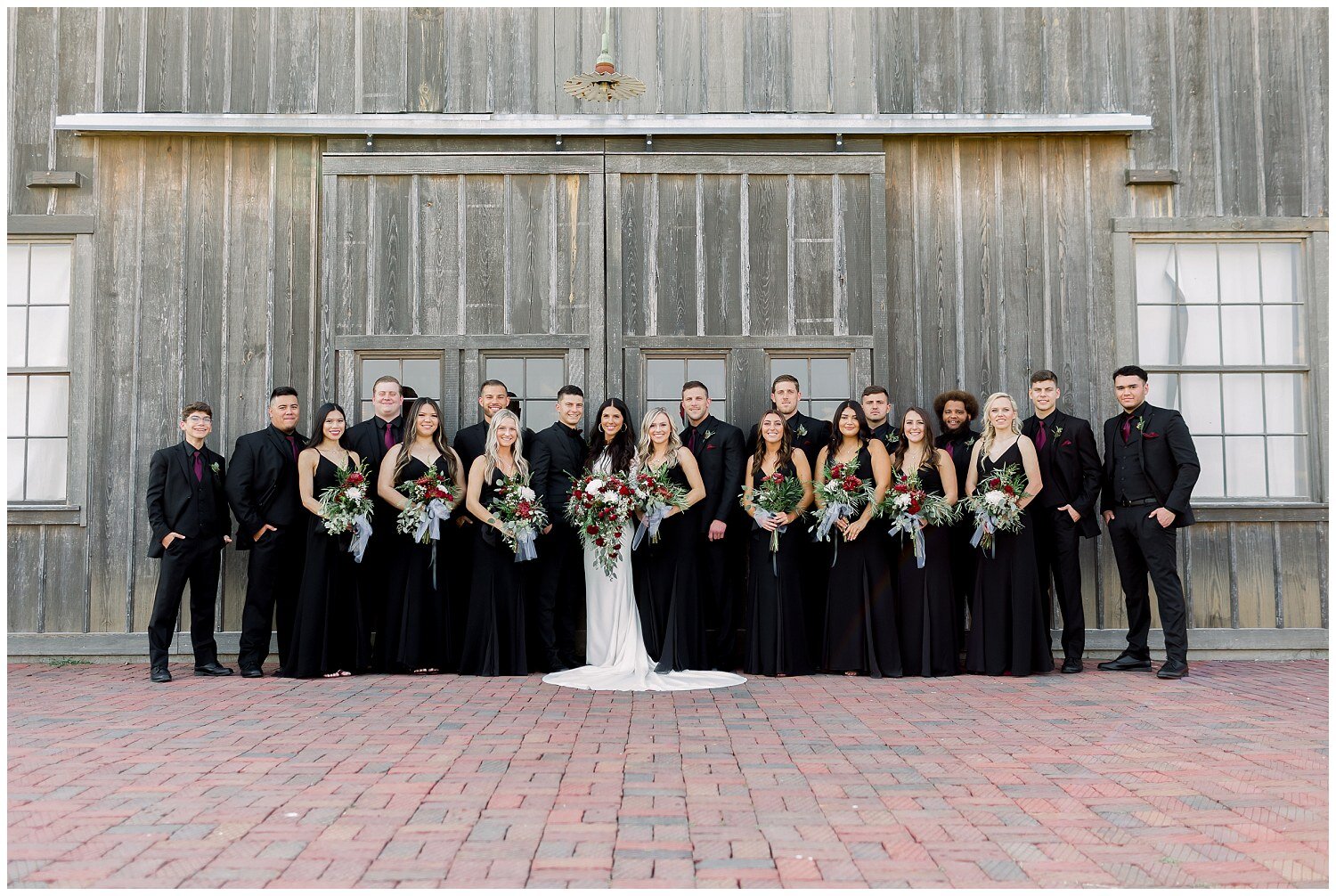 Weston-Timber-Barn-Wedding-Classic-Blacks-JandD-10.10.20-Elizabeth-Ladean-Photography-photo-_8211.jpg