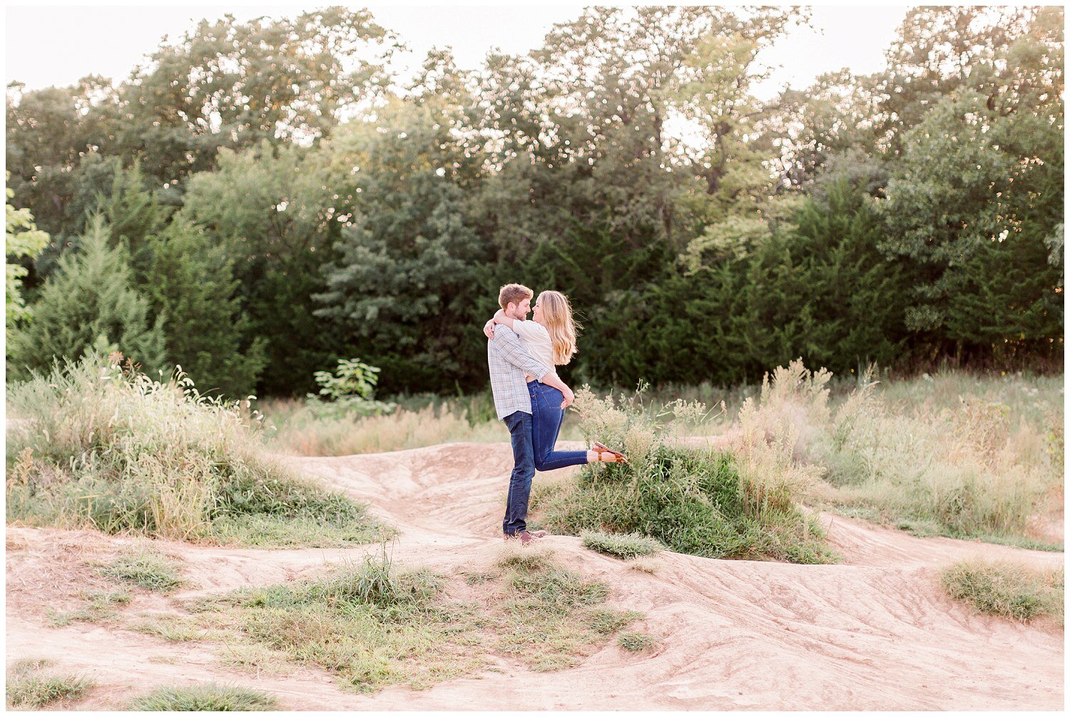 Kansas-City-Midwest-South-Carolina-North-Carolina-Wedding-Elopement-Photographer-357-Elizabeth-Ladean-Photography-photo-_1326.jpg