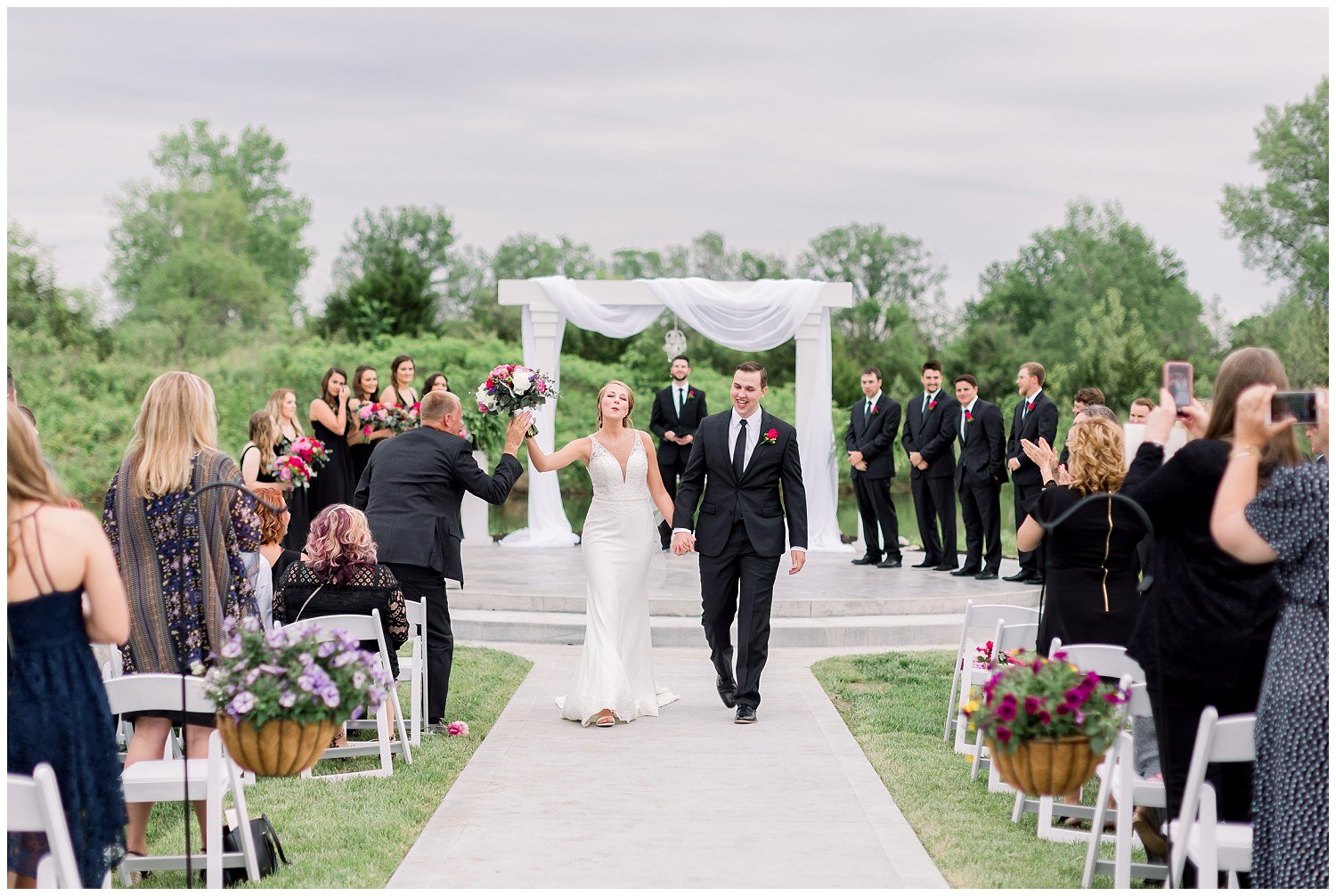 Kansas-City-Midwest-South-Carolina-North-Carolina-Wedding-Elopement-Photographer-357-Elizabeth-Ladean-Photography-photo-_1417.jpg