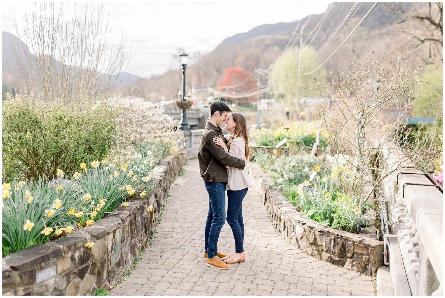 Chimney Rock, North Carolina Engagement Photos // Mikaela + Collin