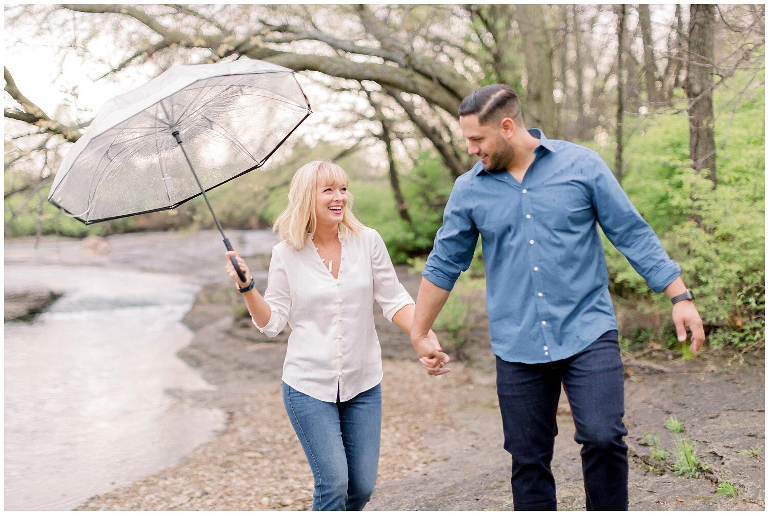 Rainy Day in Kansas City Engagement Photos // Anna + Kameron